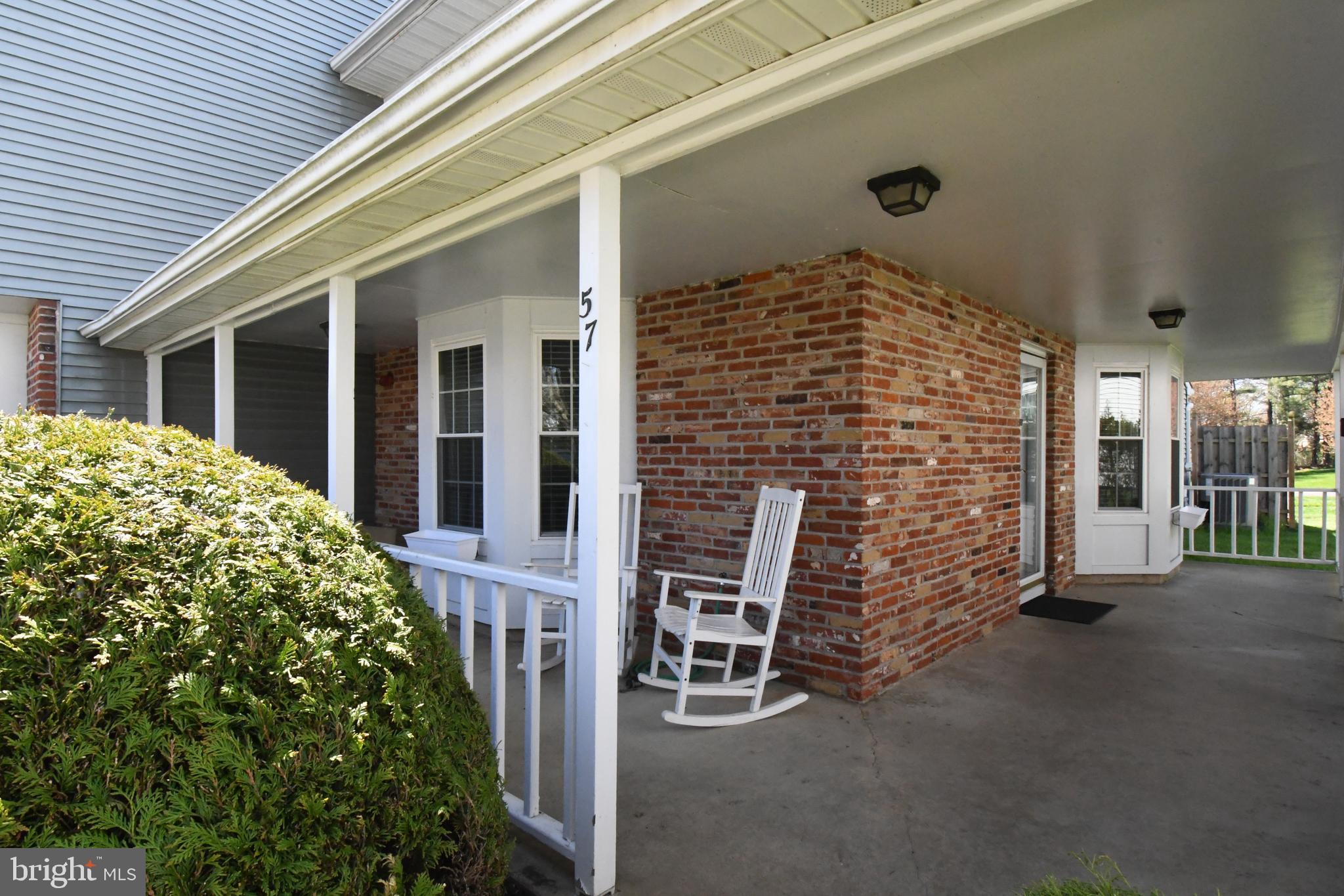 EAGLE RIDGE - Residential