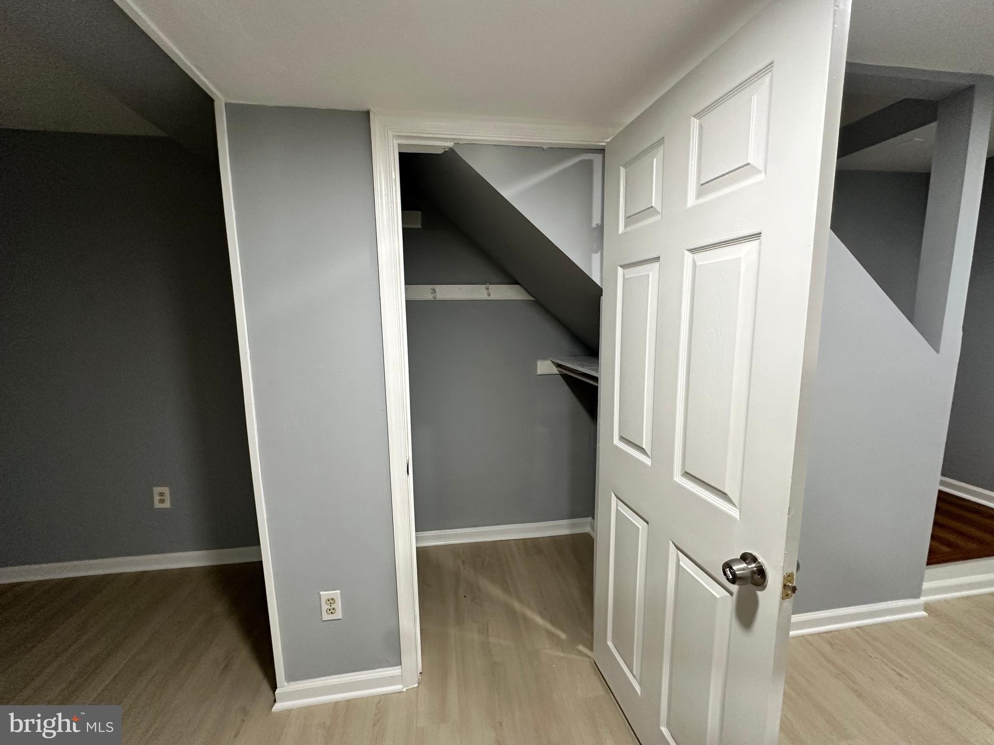 NEWINGTON FOREST - Residential