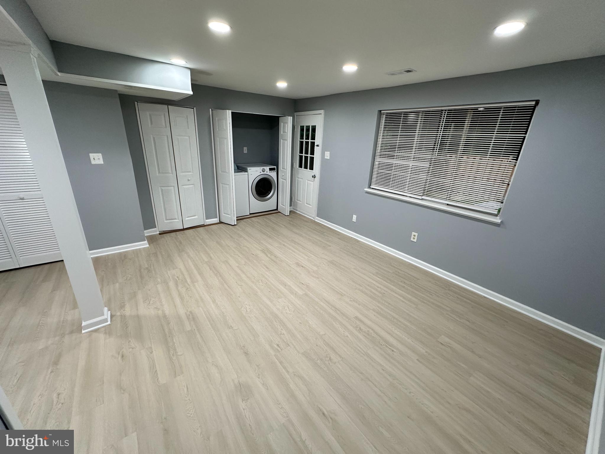 NEWINGTON FOREST - Residential