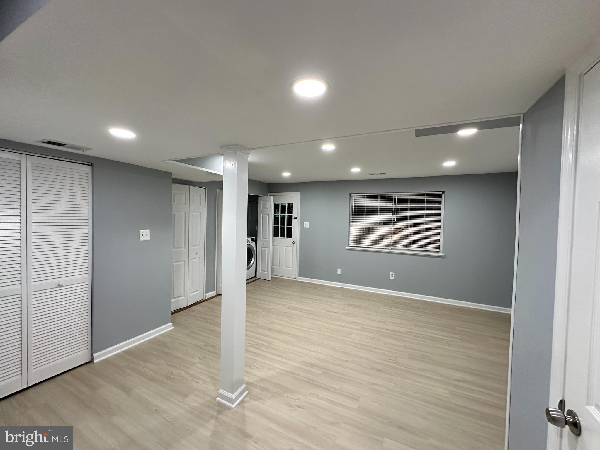 NEWINGTON FOREST - Residential