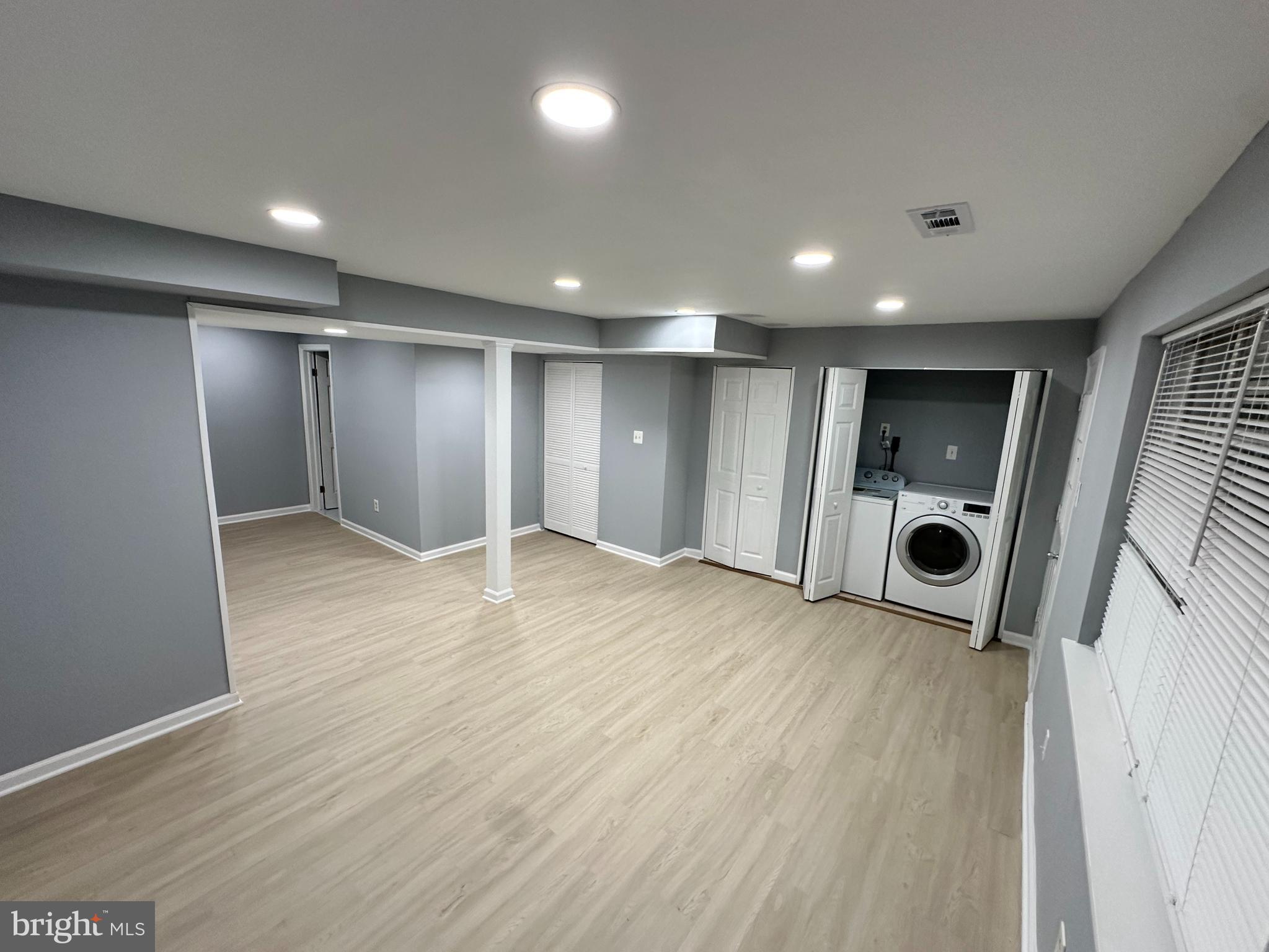 NEWINGTON FOREST - Residential