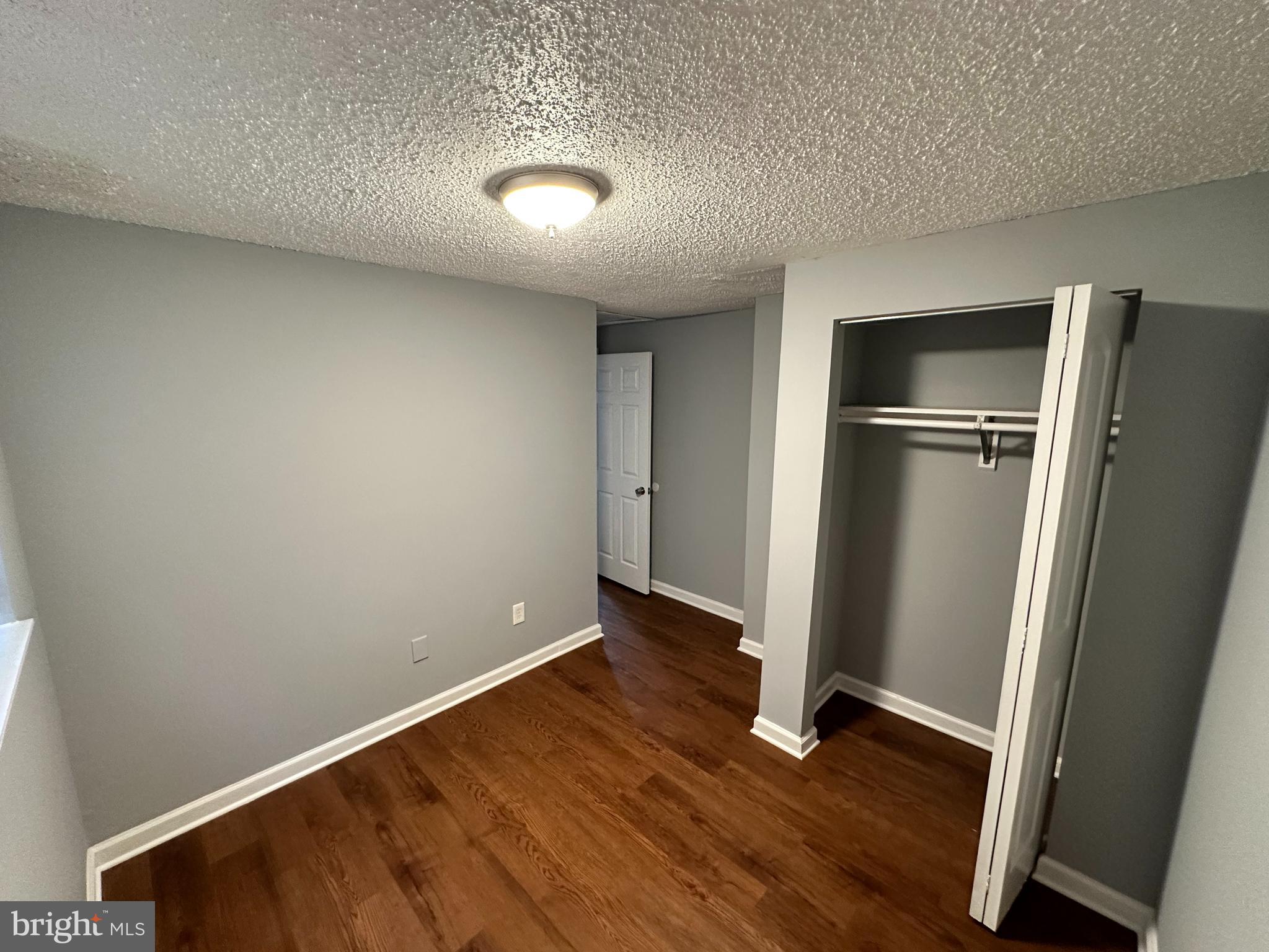 NEWINGTON FOREST - Residential