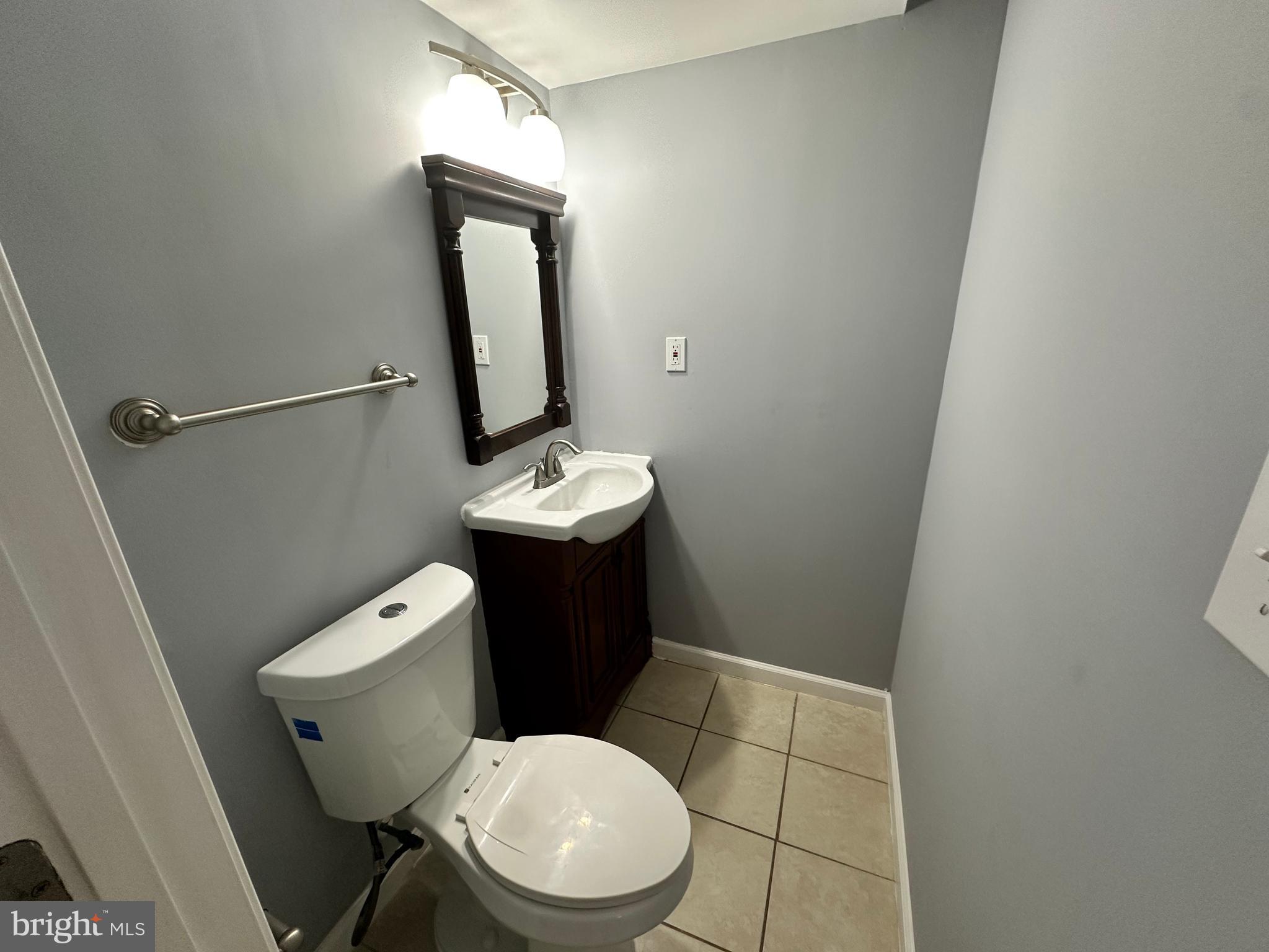 NEWINGTON FOREST - Residential