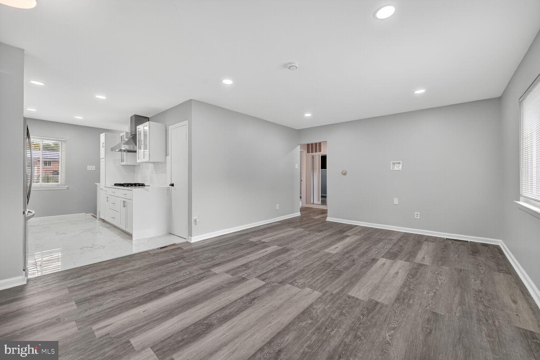 HILLCREST HEIGHTS - Residential