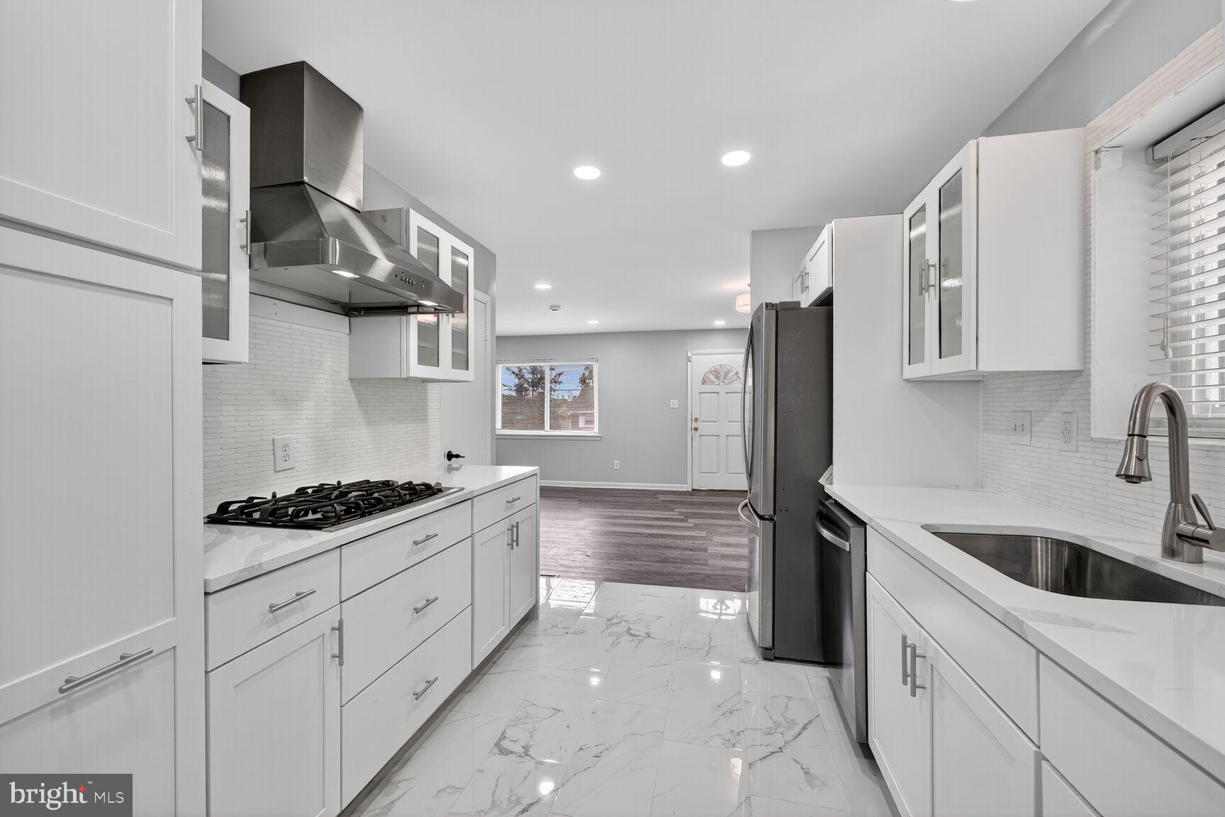 HILLCREST HEIGHTS - Residential