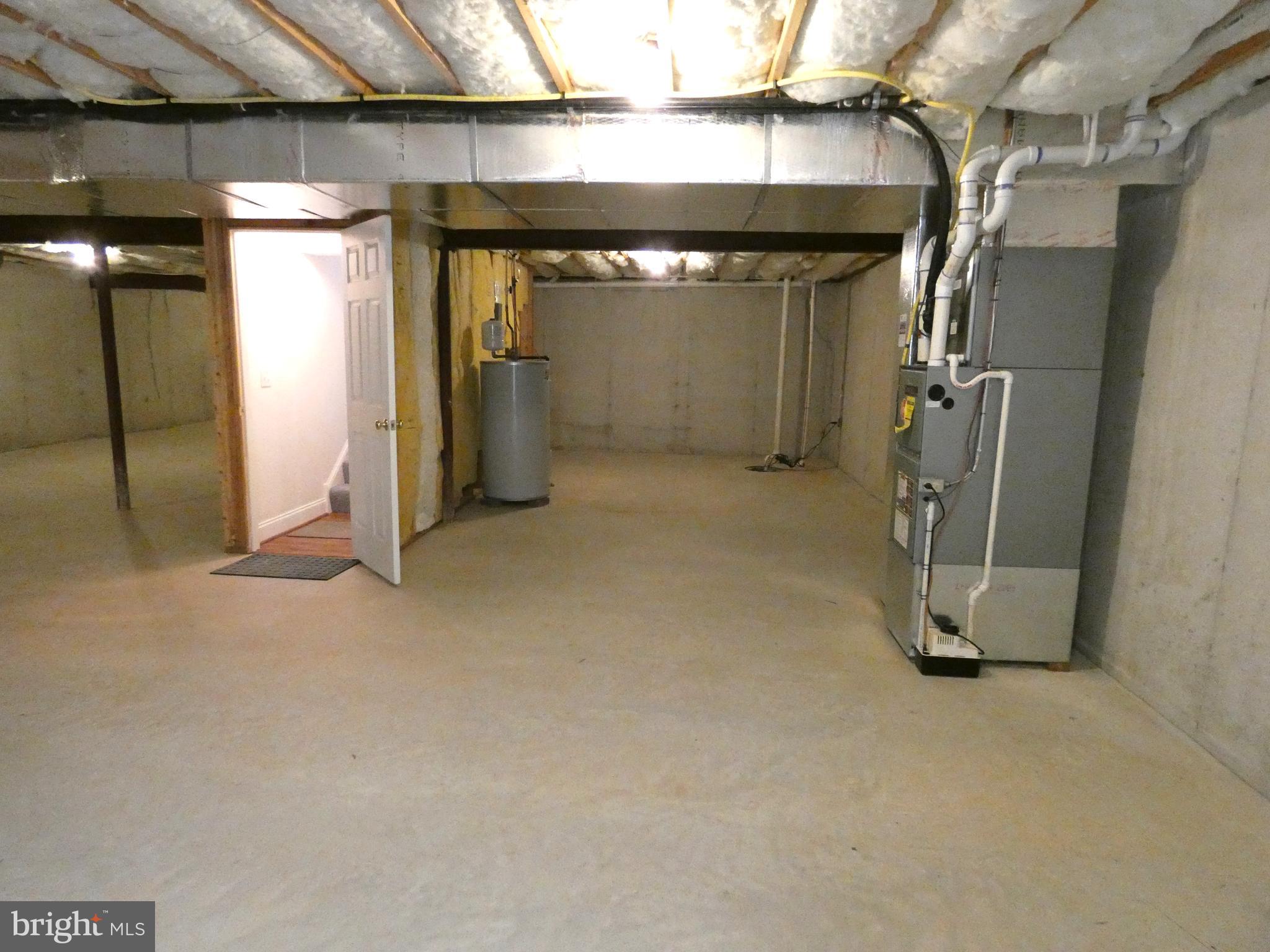 THE LAKES AT DONEGAL SPRINGS - Residential