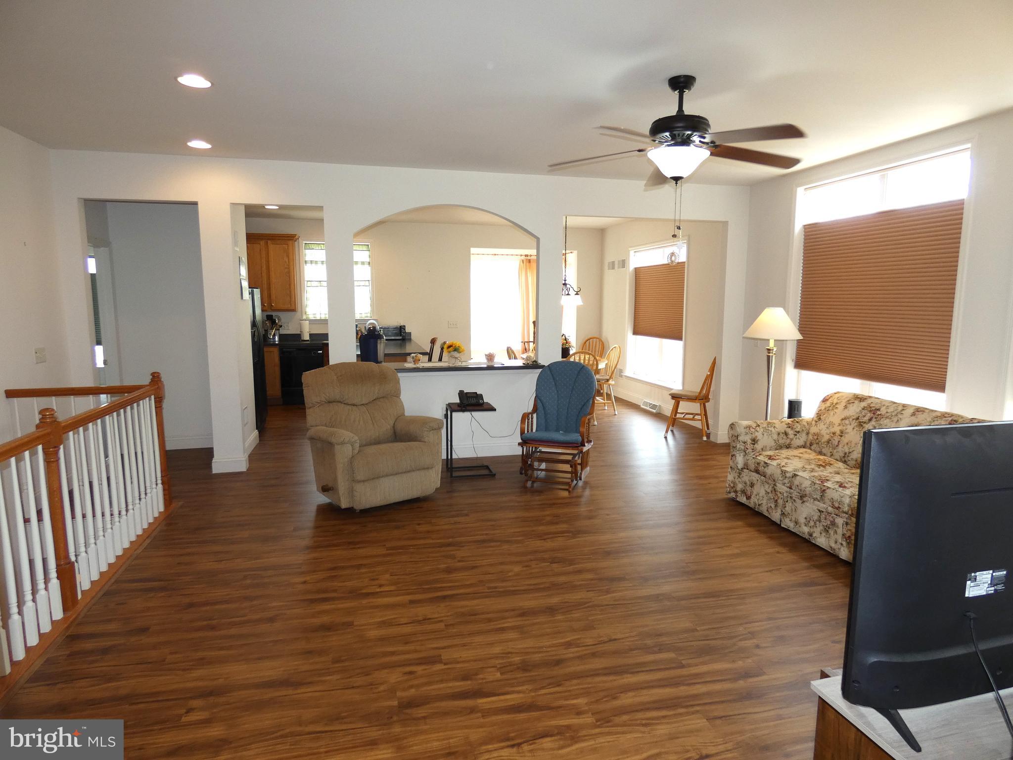 THE LAKES AT DONEGAL SPRINGS - Residential