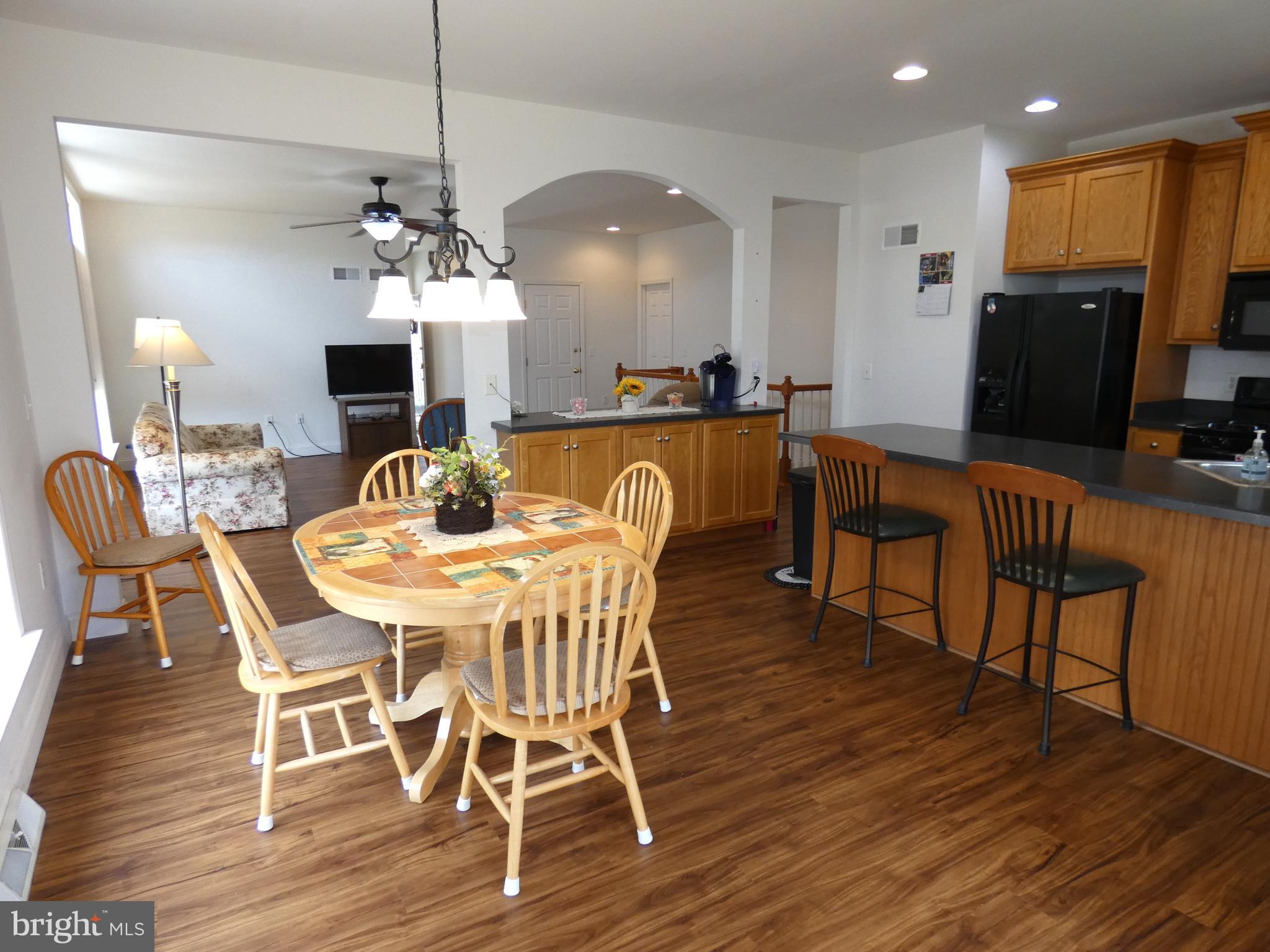 THE LAKES AT DONEGAL SPRINGS - Residential