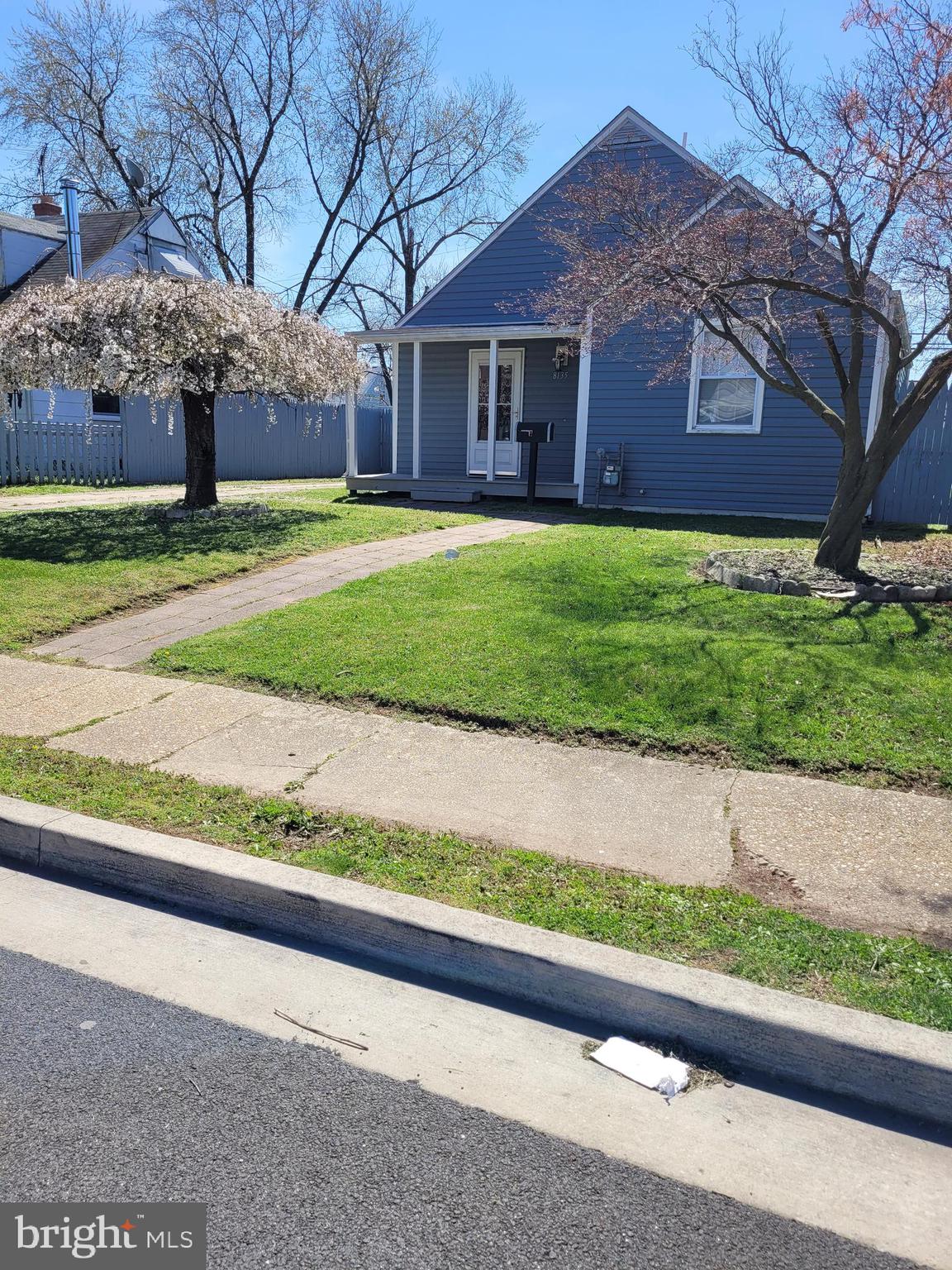 WATERSEDGE - Residential