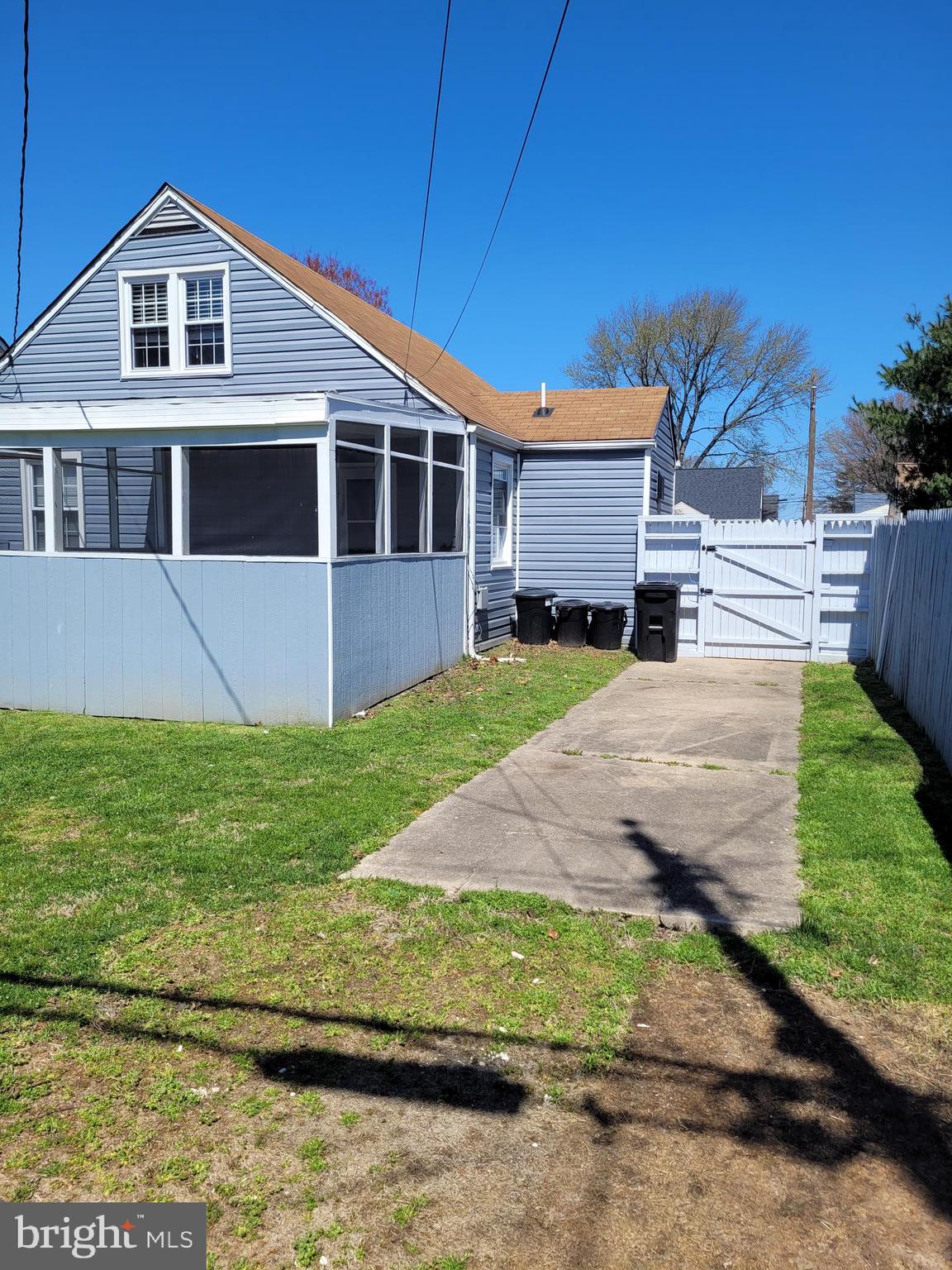 WATERSEDGE - Residential