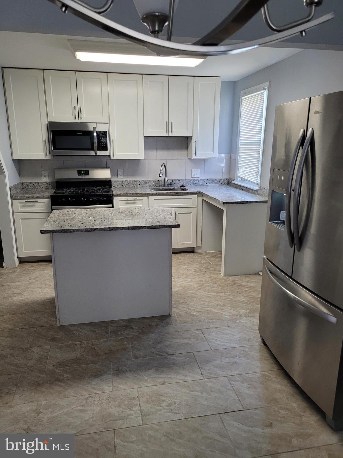 WATERSEDGE - Residential