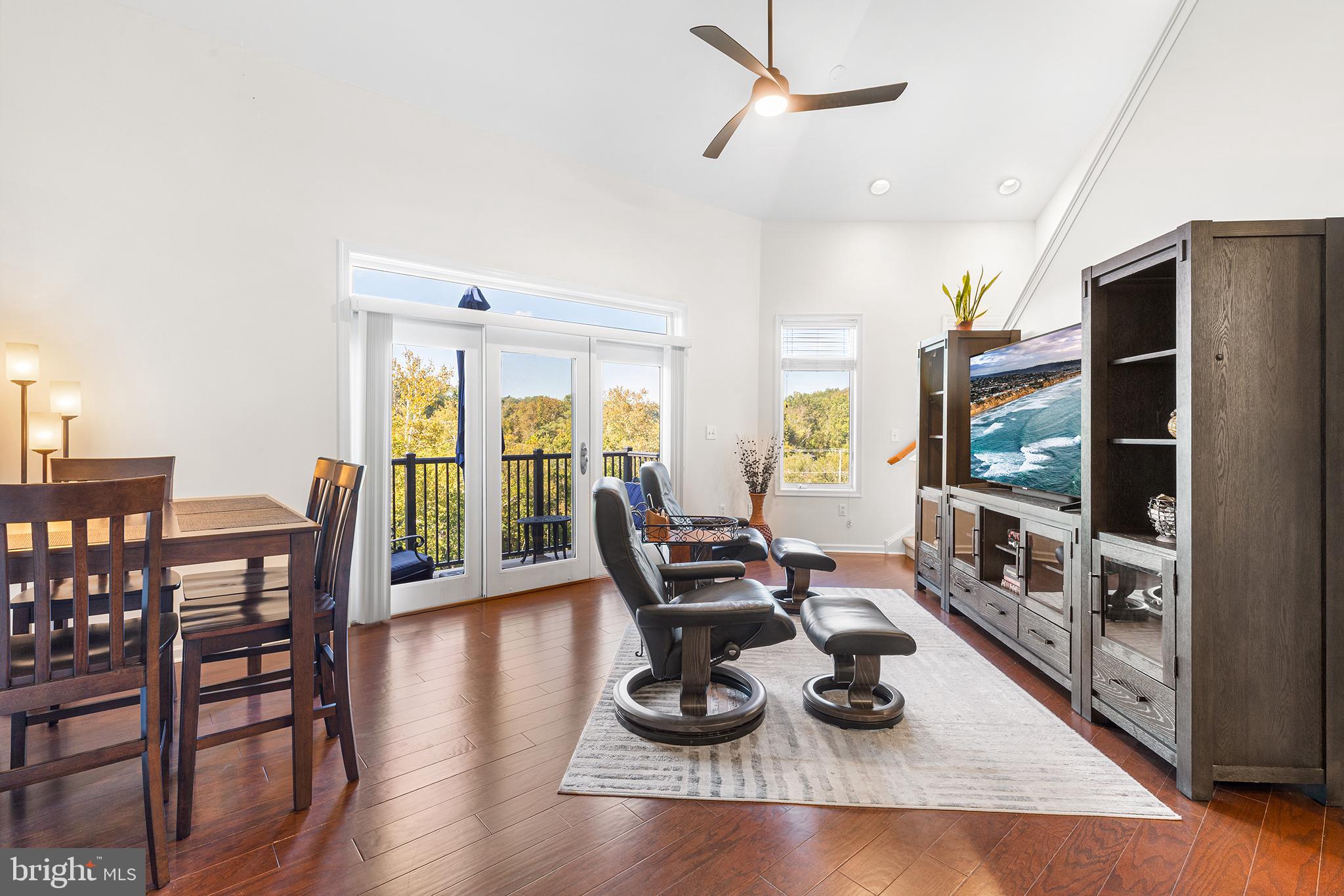 HUNTINGDON PLACE - Residential