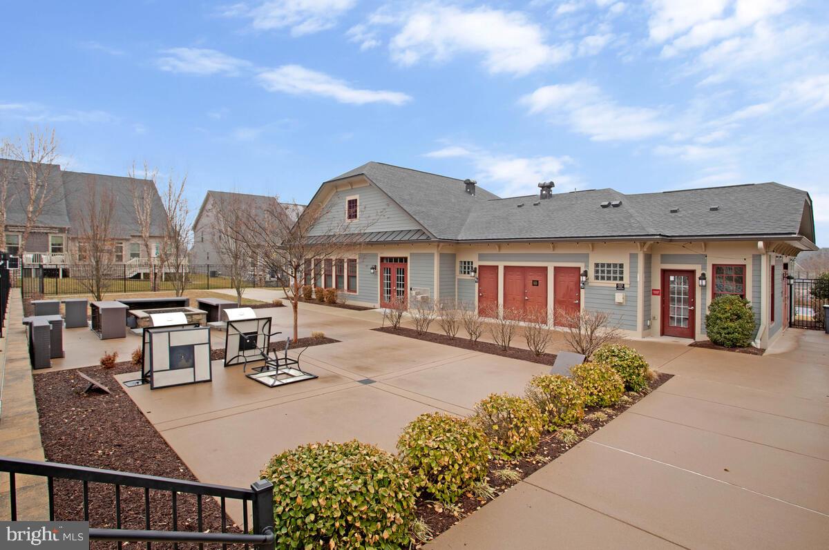 RESERVE AT PONDVIEW - Residential