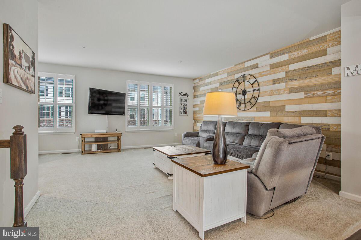 RESERVE AT PONDVIEW - Residential