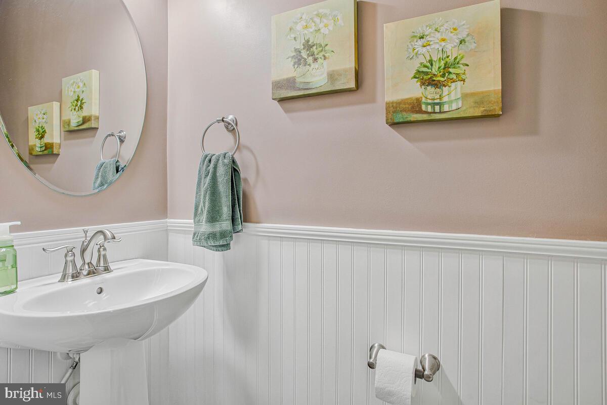 RESERVE AT PONDVIEW - Residential