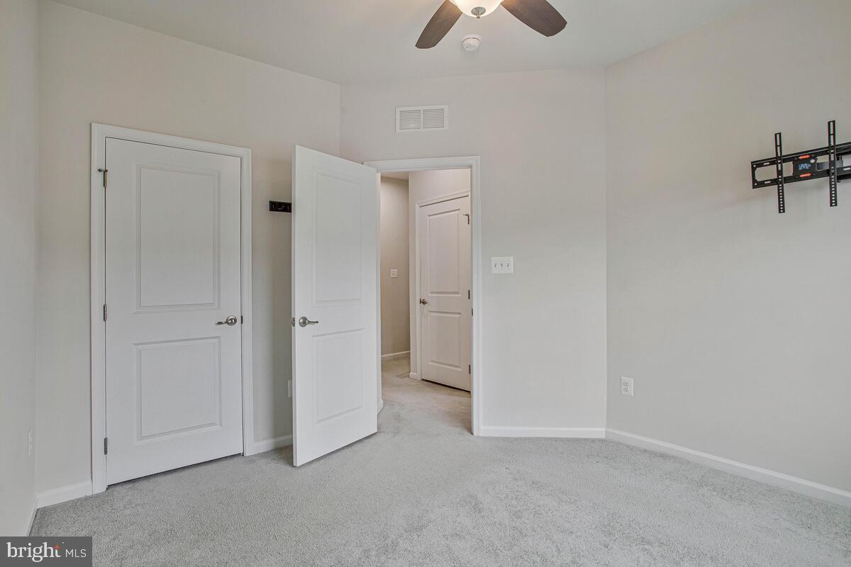 RESERVE AT PONDVIEW - Residential