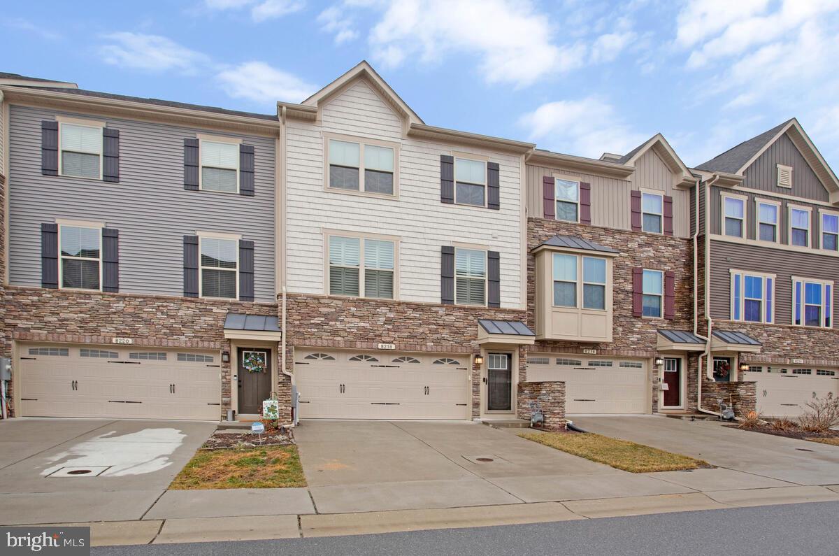 RESERVE AT PONDVIEW - Residential