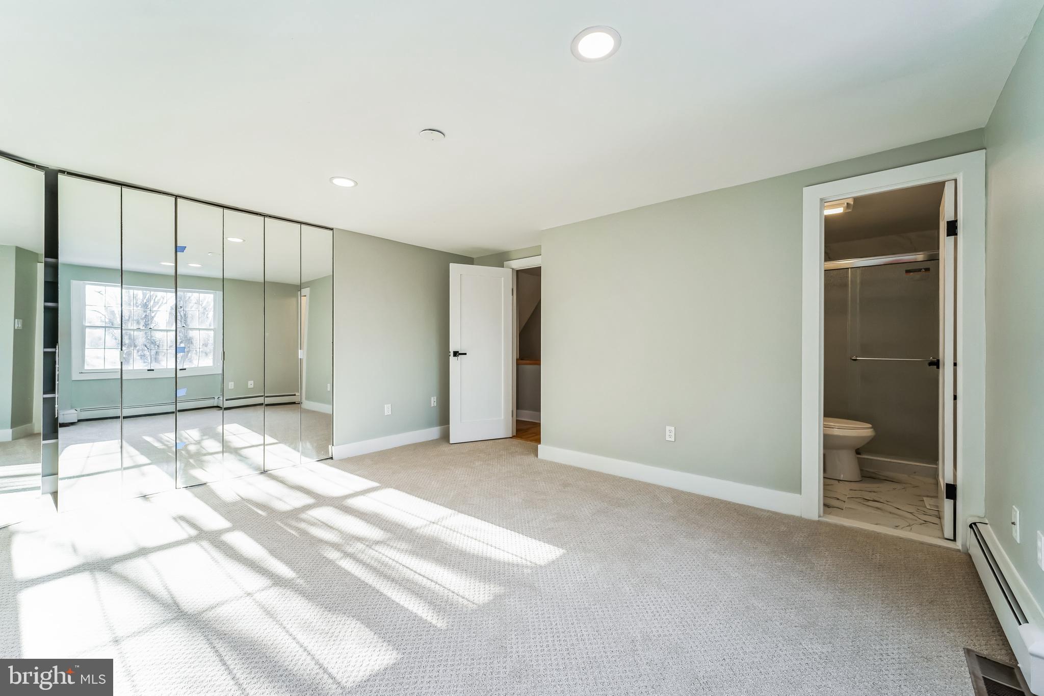 VILLAGE OF OWEN BROWN - Residential