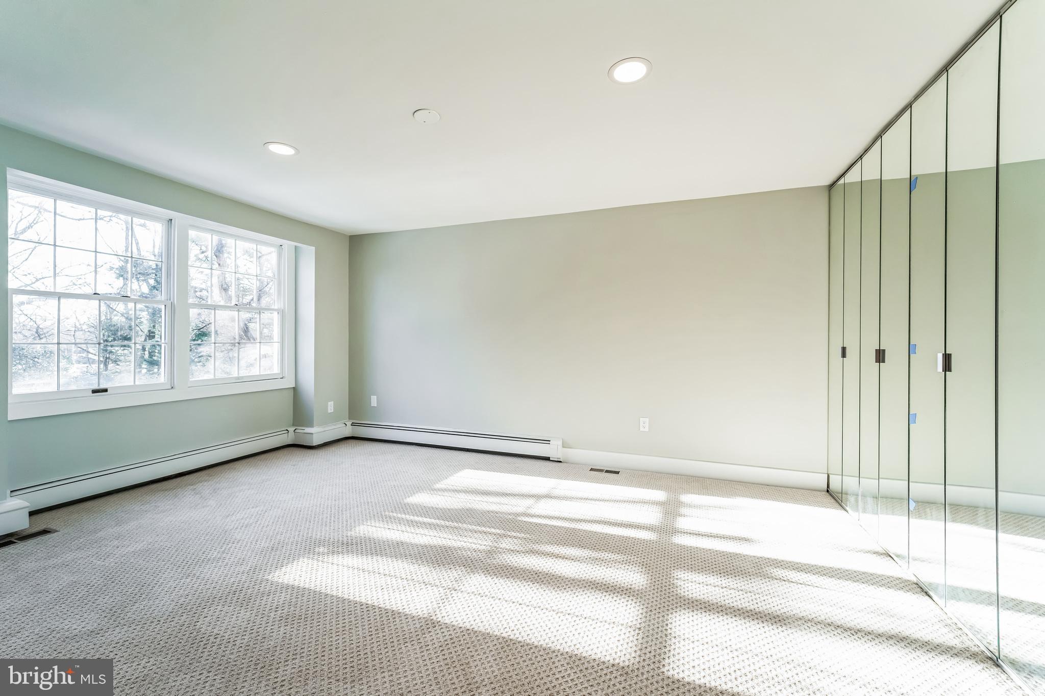 VILLAGE OF OWEN BROWN - Residential