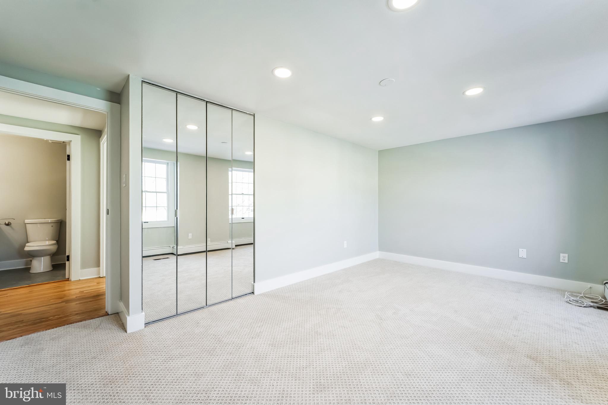 VILLAGE OF OWEN BROWN - Residential