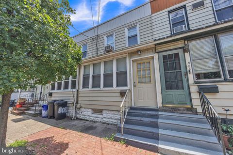 806 POWELL STREET GLOUCESTER CITY NJ 08030