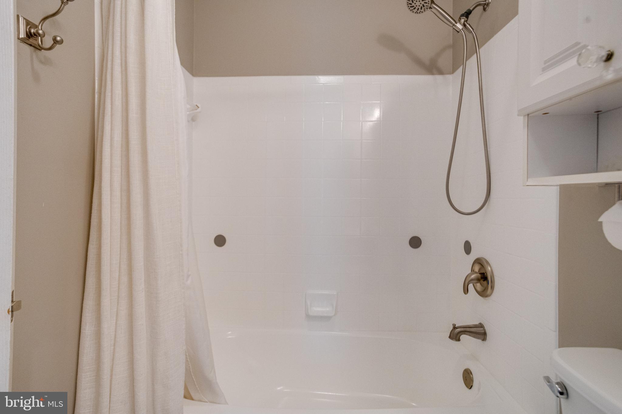 CASTLE STONE AT WHITE MARSH - Residential