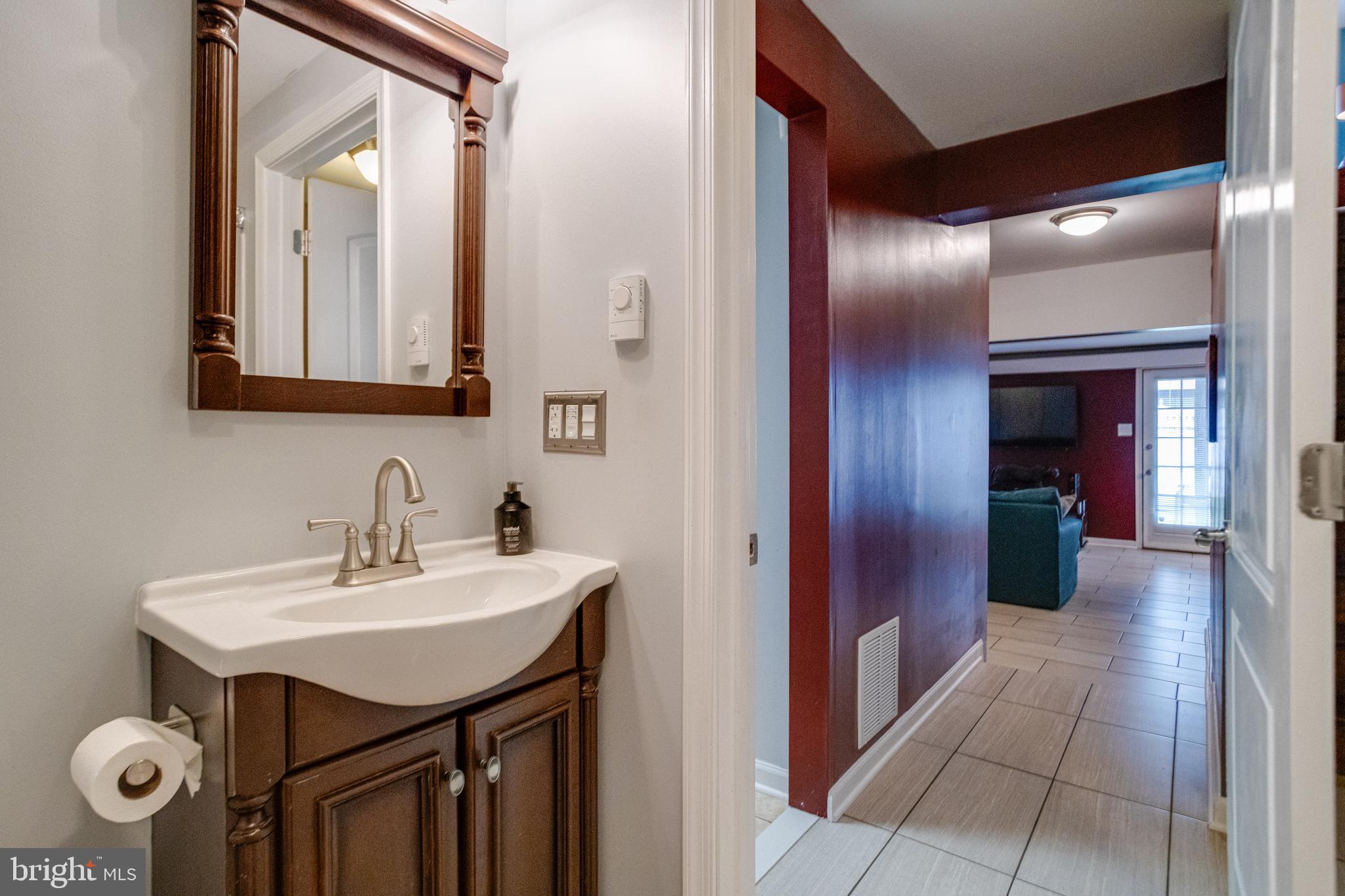 CASTLE STONE AT WHITE MARSH - Residential