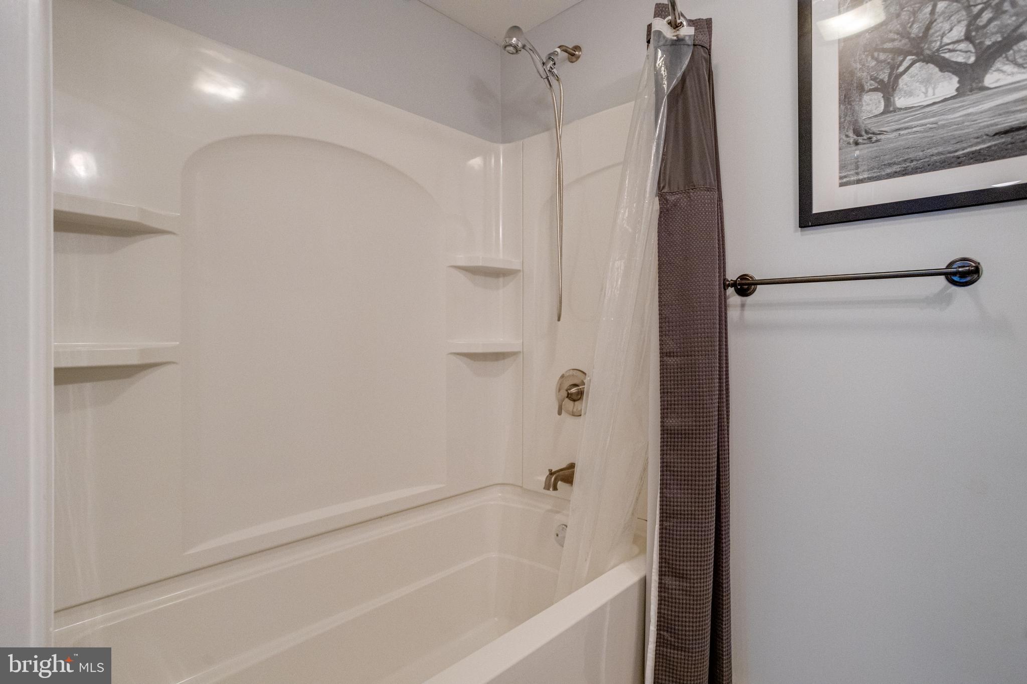 CASTLE STONE AT WHITE MARSH - Residential