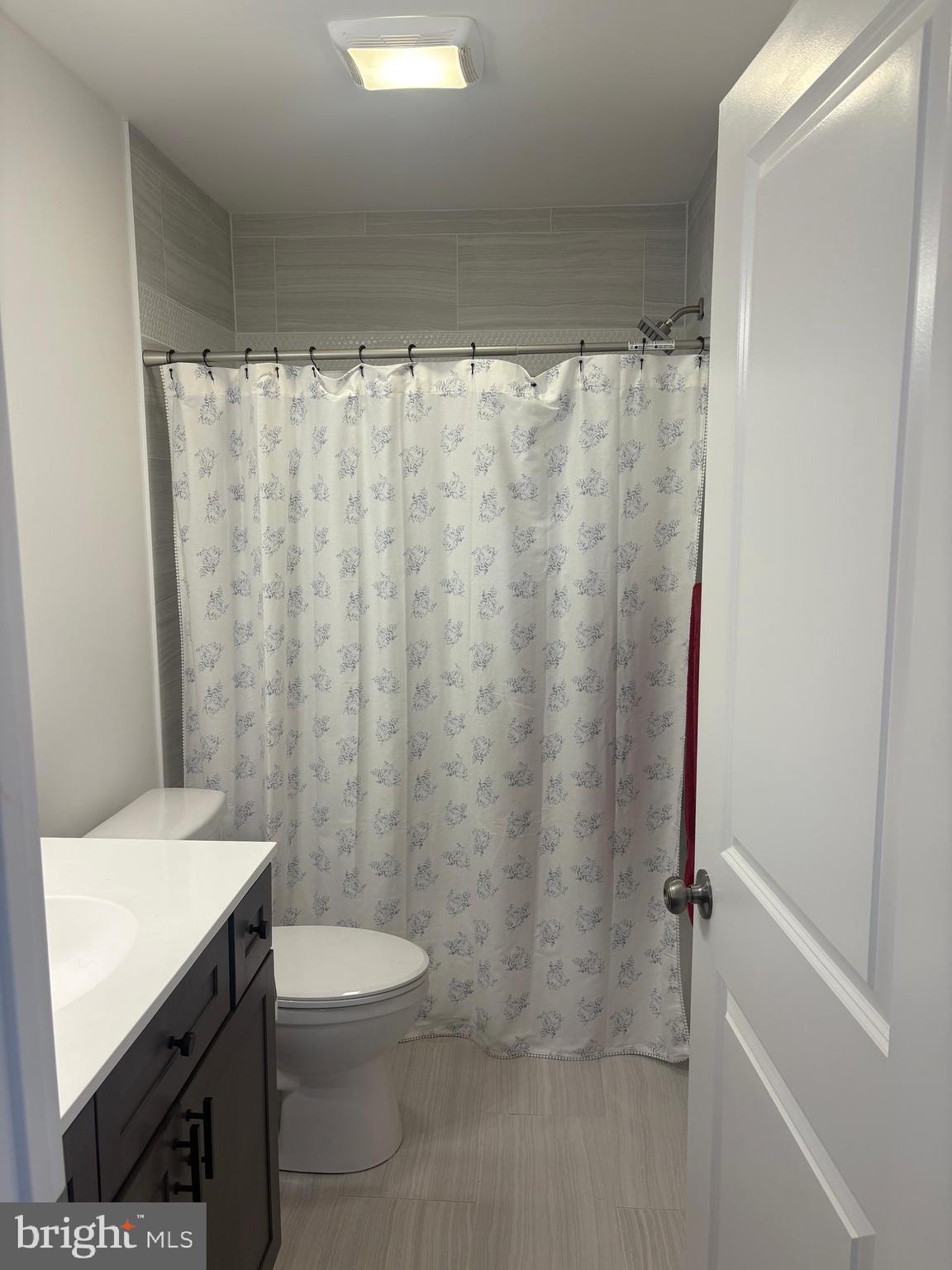 NORTH HILLS - Residential Lease