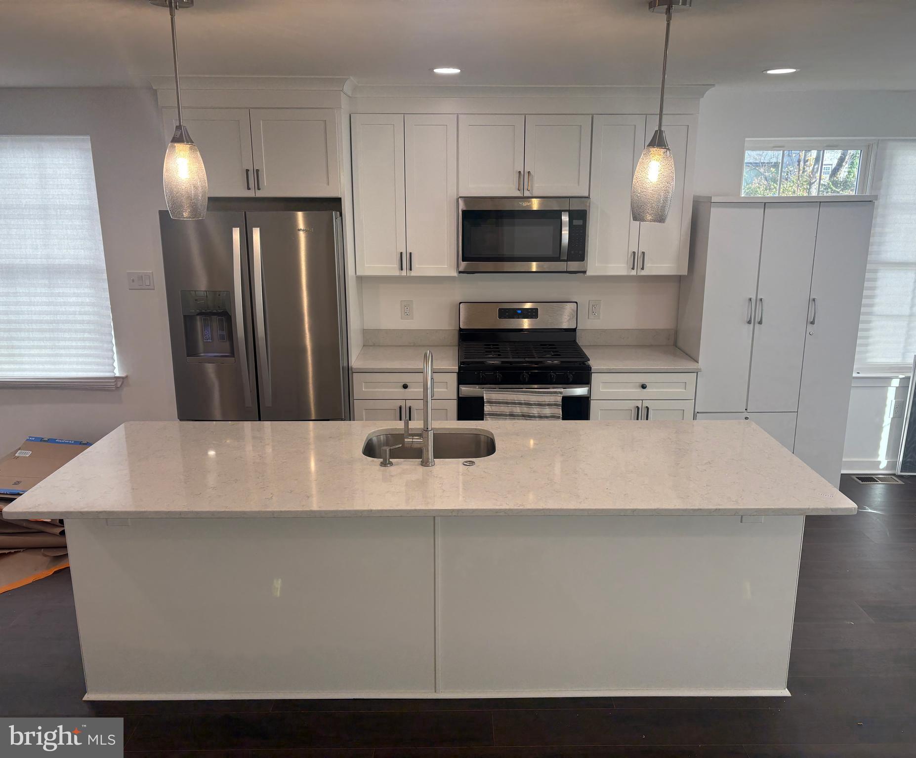 NORTH HILLS - Residential Lease