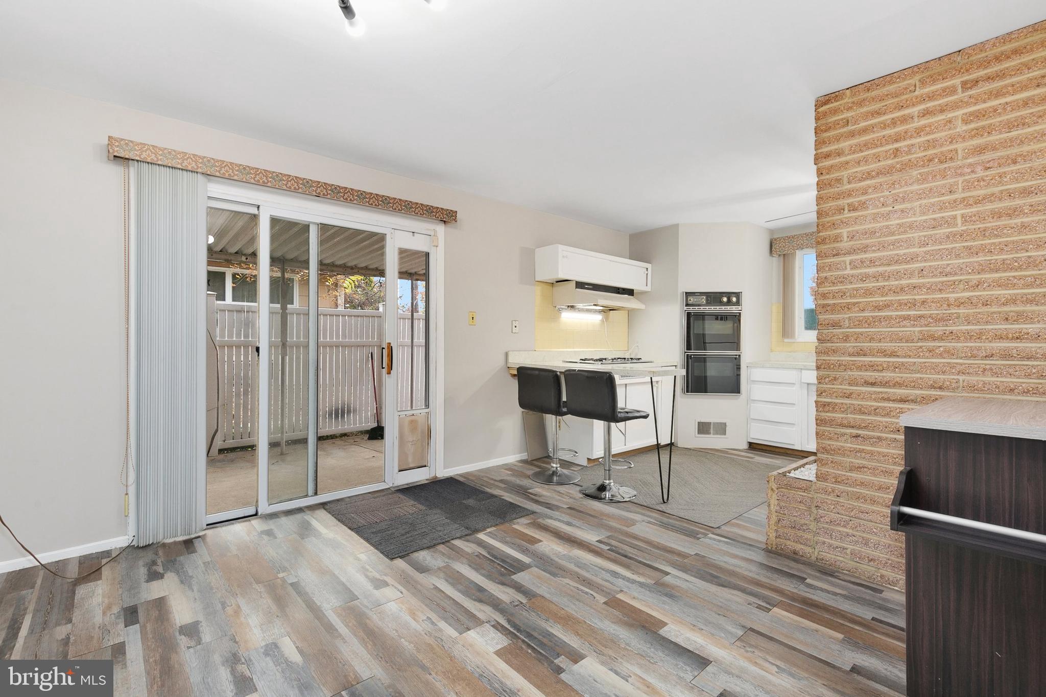 TWINBROOK FOREST - Residential