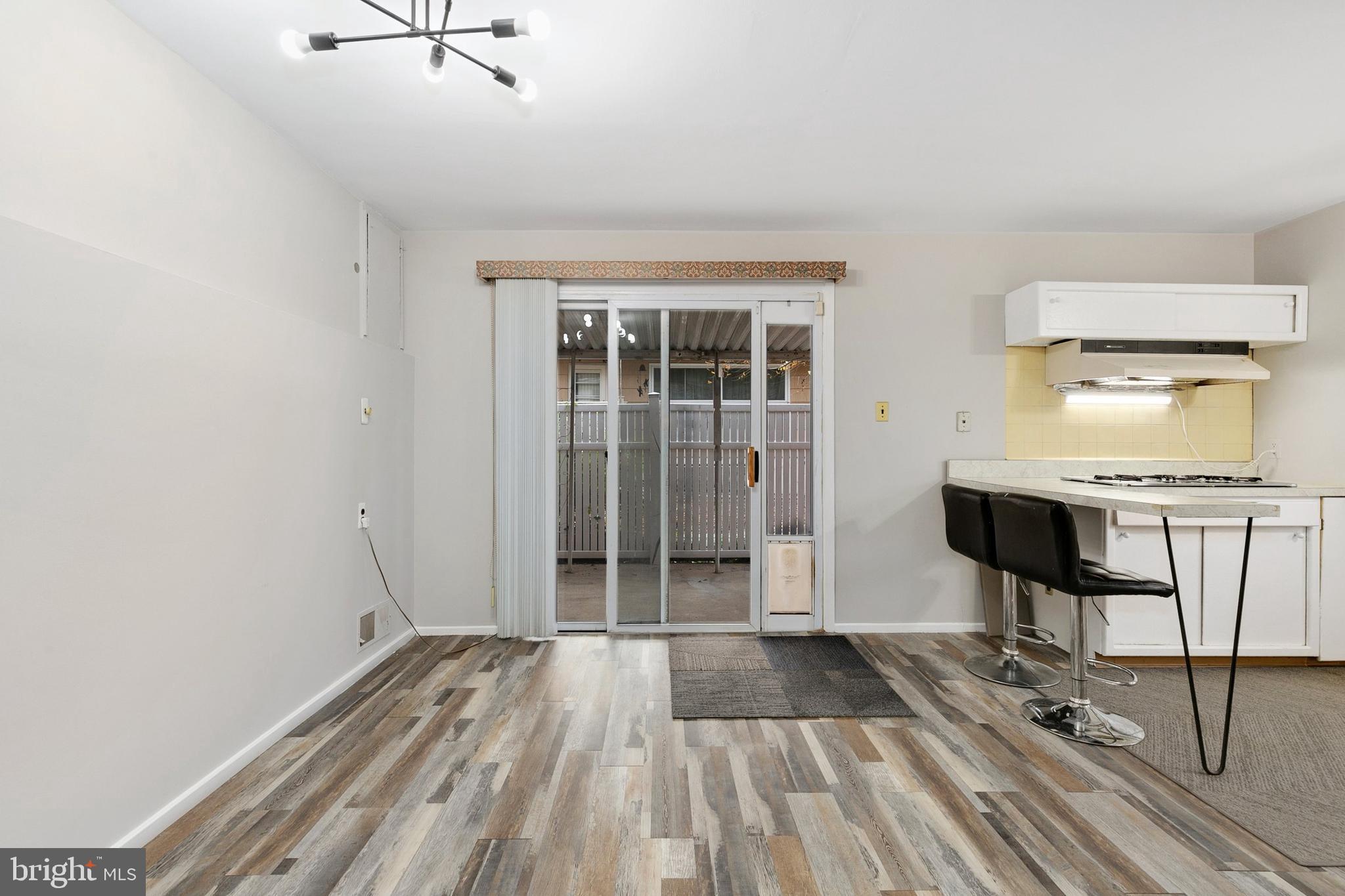 TWINBROOK FOREST - Residential