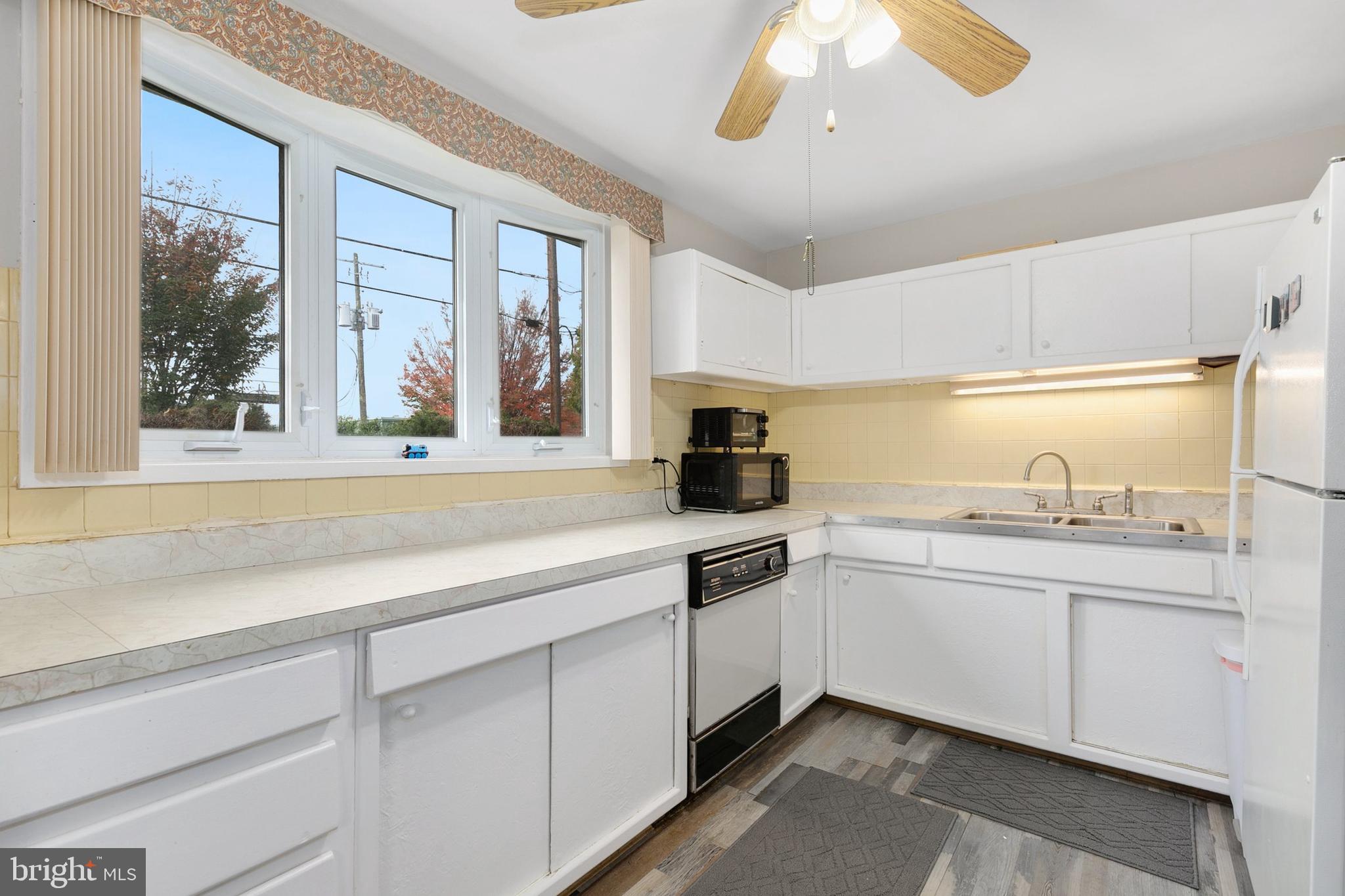 TWINBROOK FOREST - Residential