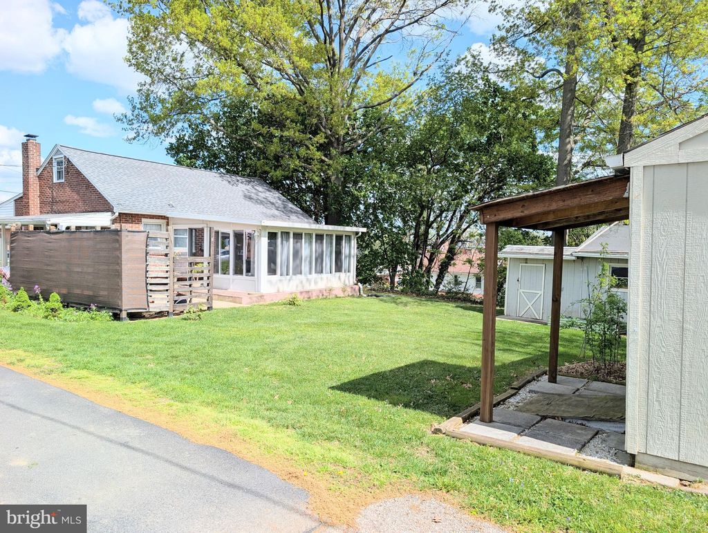 Photo of 322 N 6th Street, COLUMBIA, PA 17512 (MLS # PALA2086460)