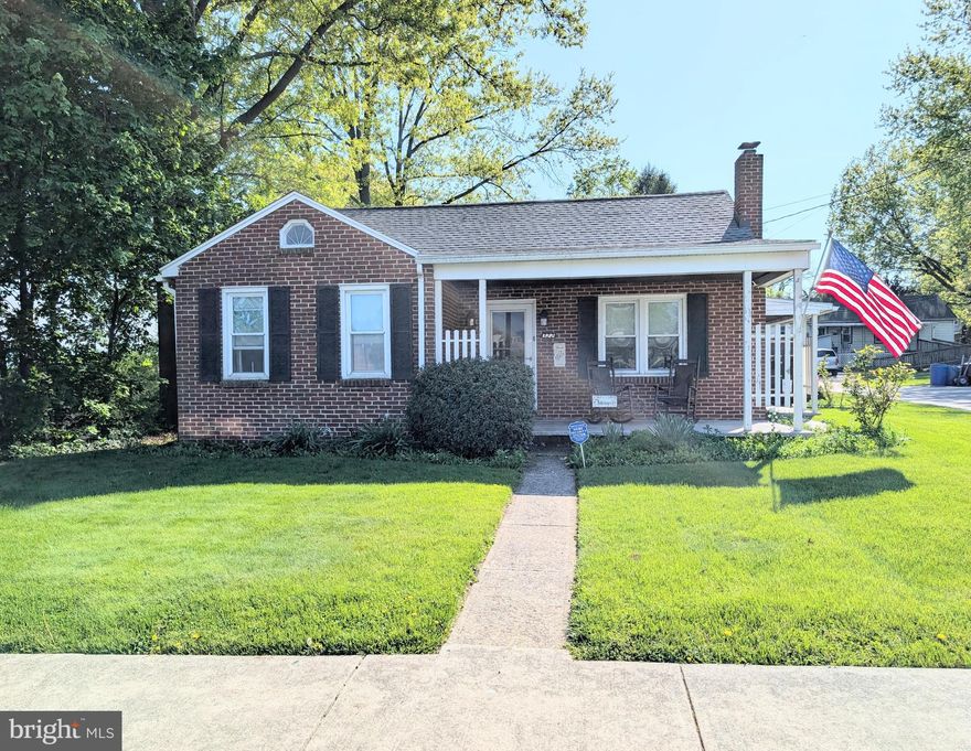 Looking to downsize?  Looking for a starter home?  This is the one!  This 2 bedroom 1 bath rancher is ready for your personal touch.  This home has been well cared for throughout the years.  Beautiful hardwood floors, beautiful all season sunroom.  Spacious living room for entertaining.    Attic has the potential to be more living space.   The yard has the potential to have off street parking.    Let your dreams come true in this beautiful home.   Walking distance to all the amenities Columbia has to offer.  Easy access to route 30 for your commute.  Seller is motivated to sell!  Don't miss out on this one, call me for a private showing.