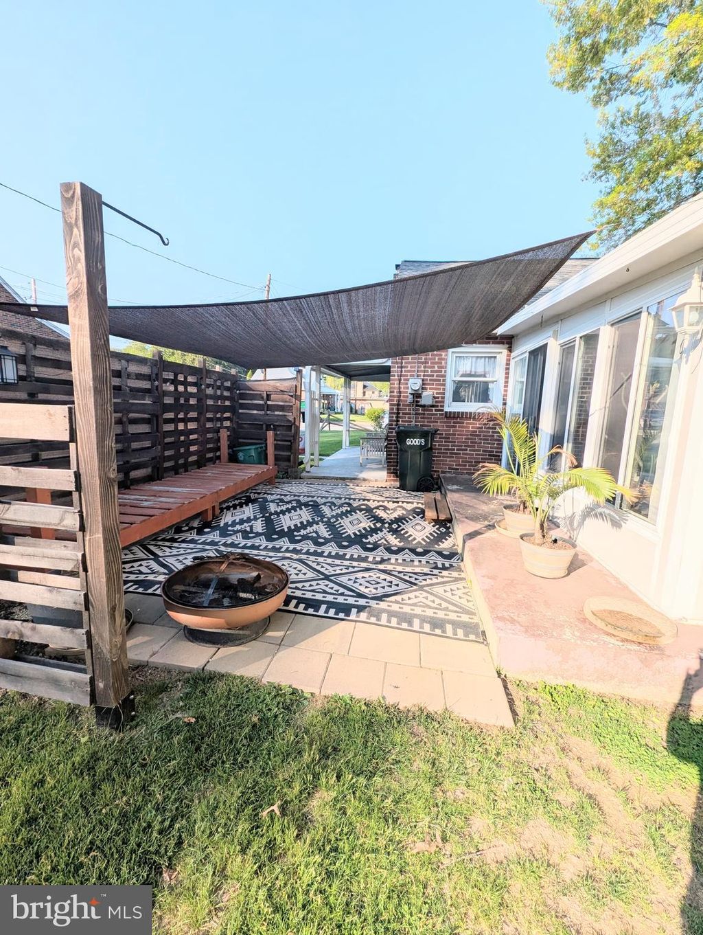 Photo of 322 N 6th Street, COLUMBIA, PA 17512 (MLS # PALA2086460)