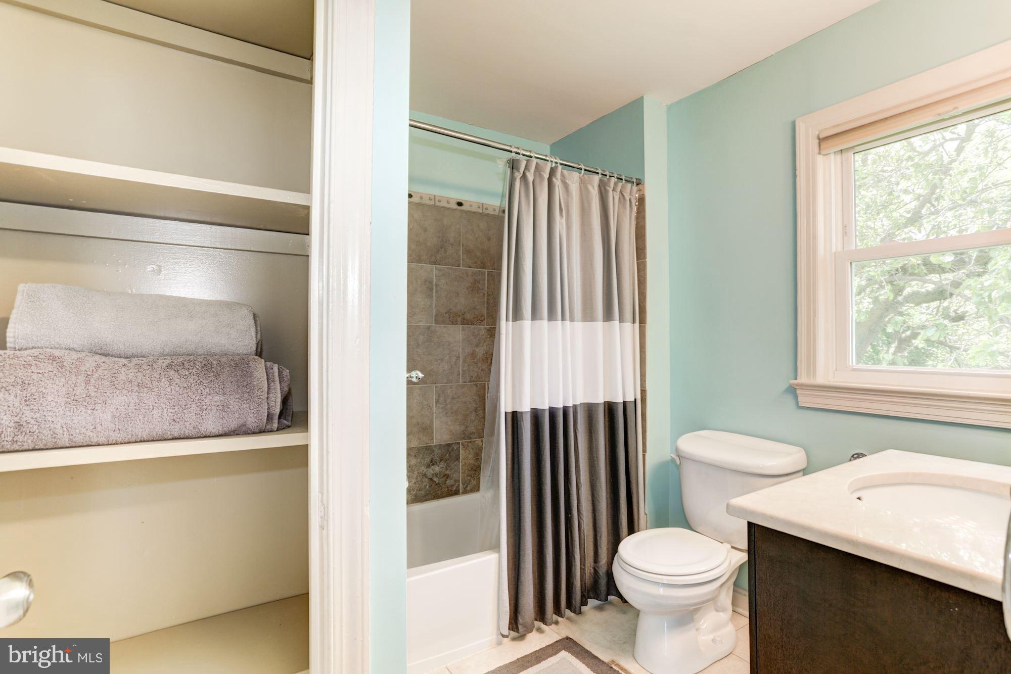 WHEATON OUT RES. (2) - Residential