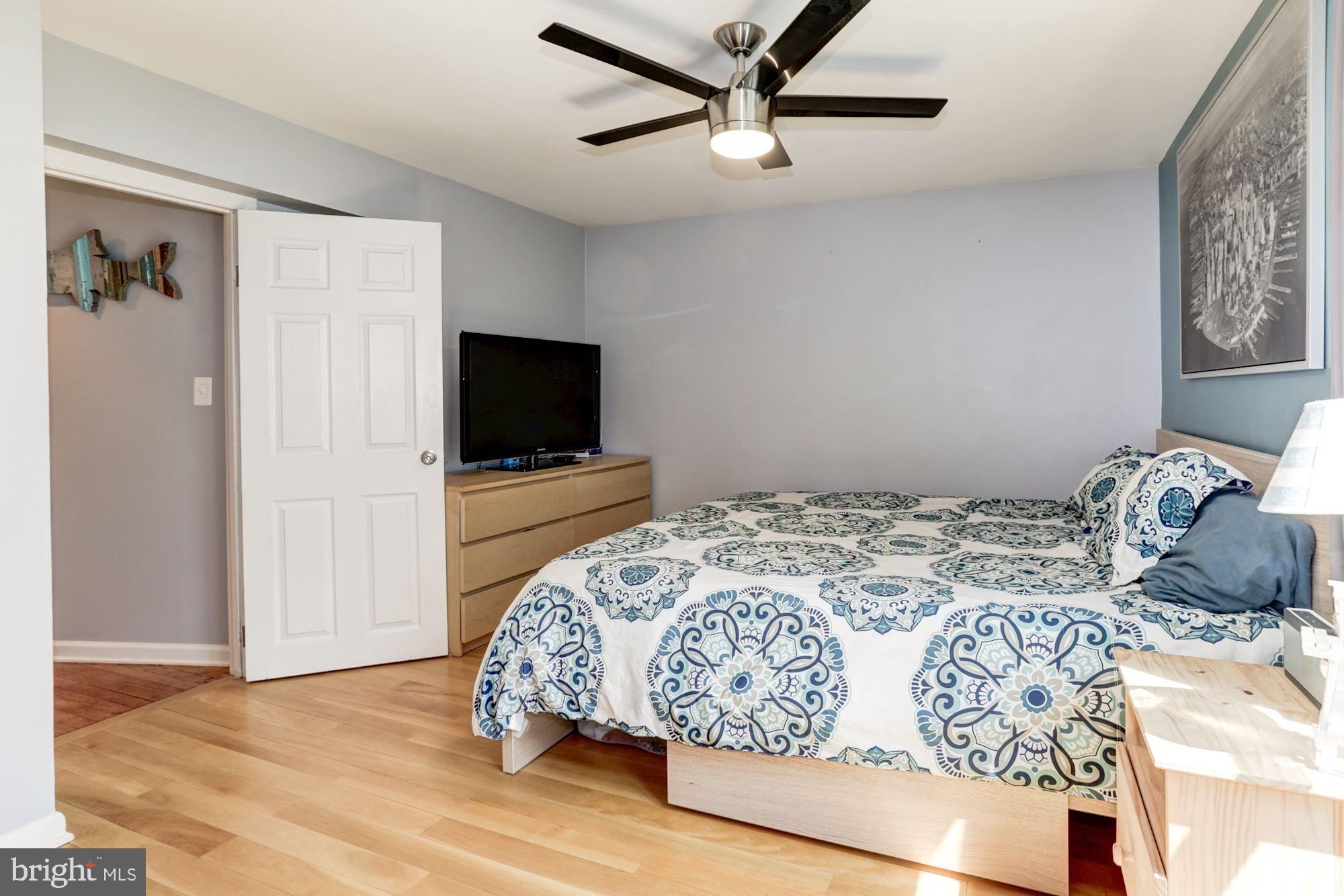 WHEATON OUT RES. (2) - Residential