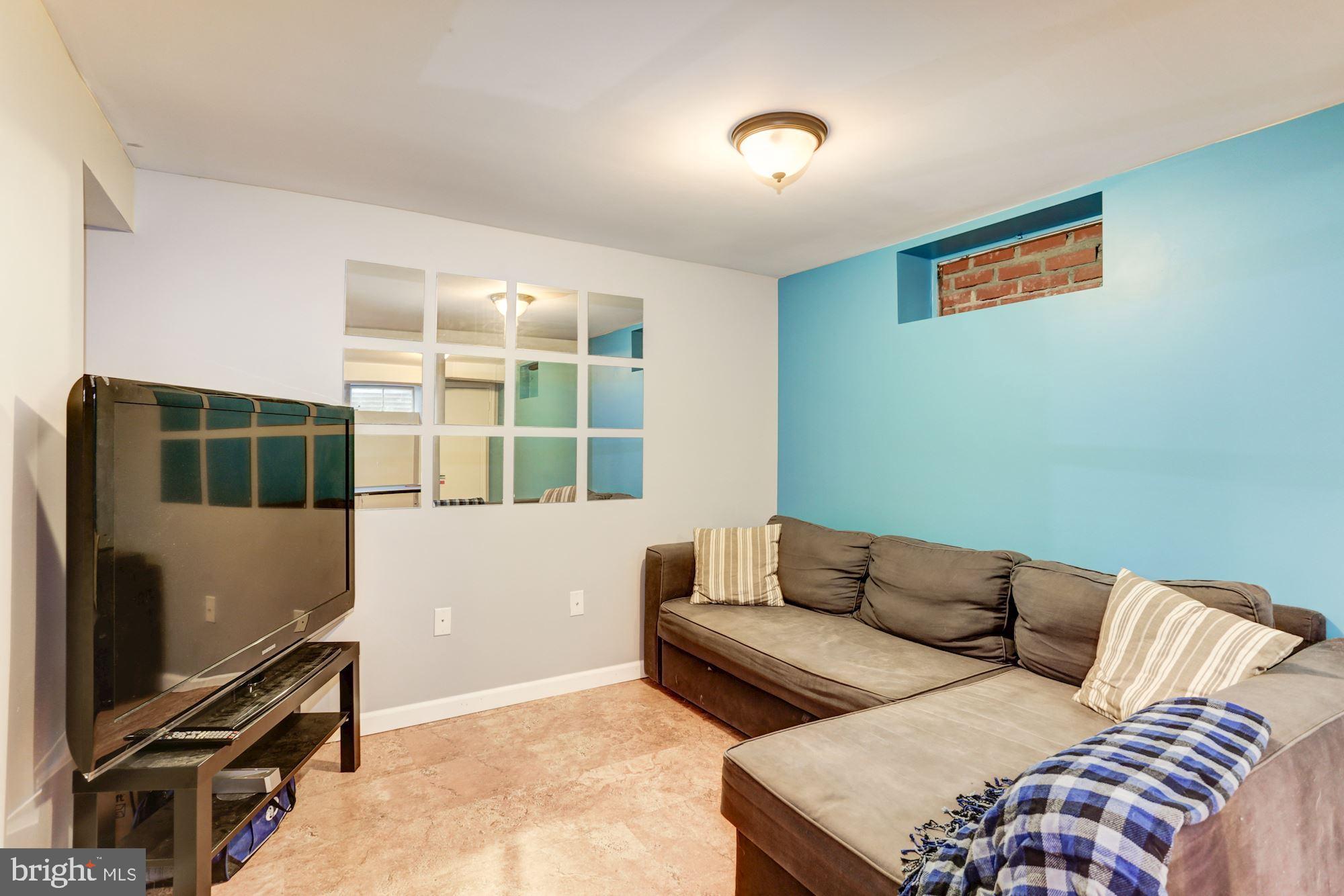 WHEATON OUT RES. (2) - Residential