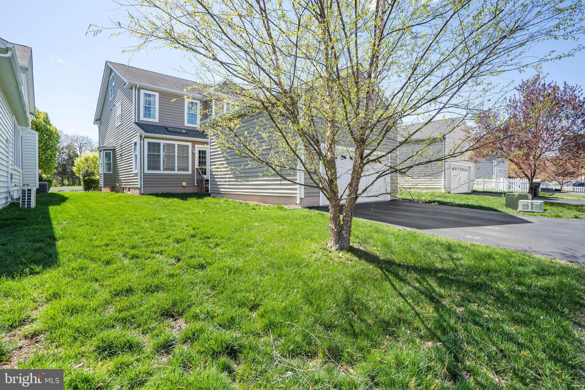 SOUTH RIDING - Residential