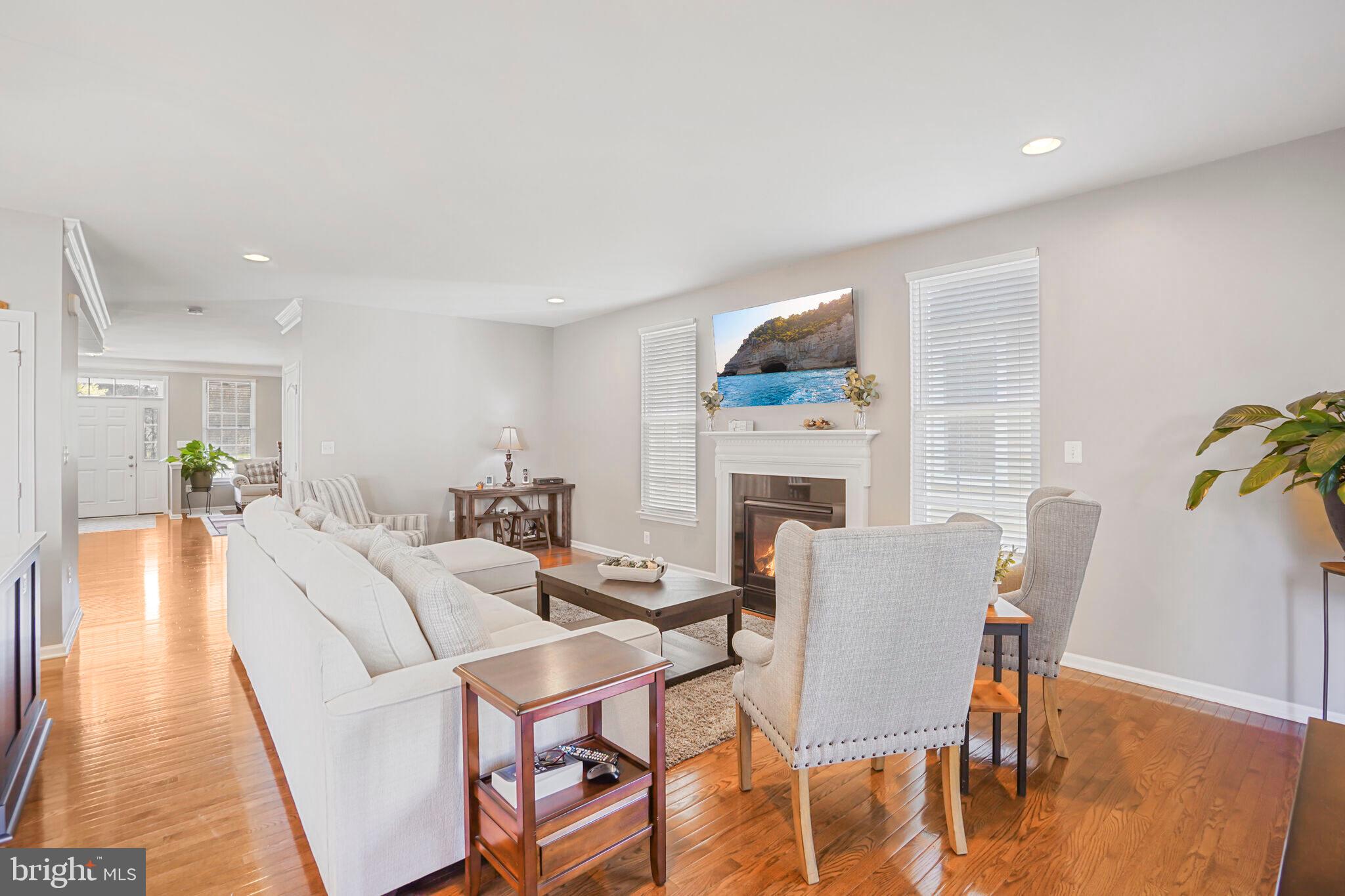 SOUTH RIDING - Residential