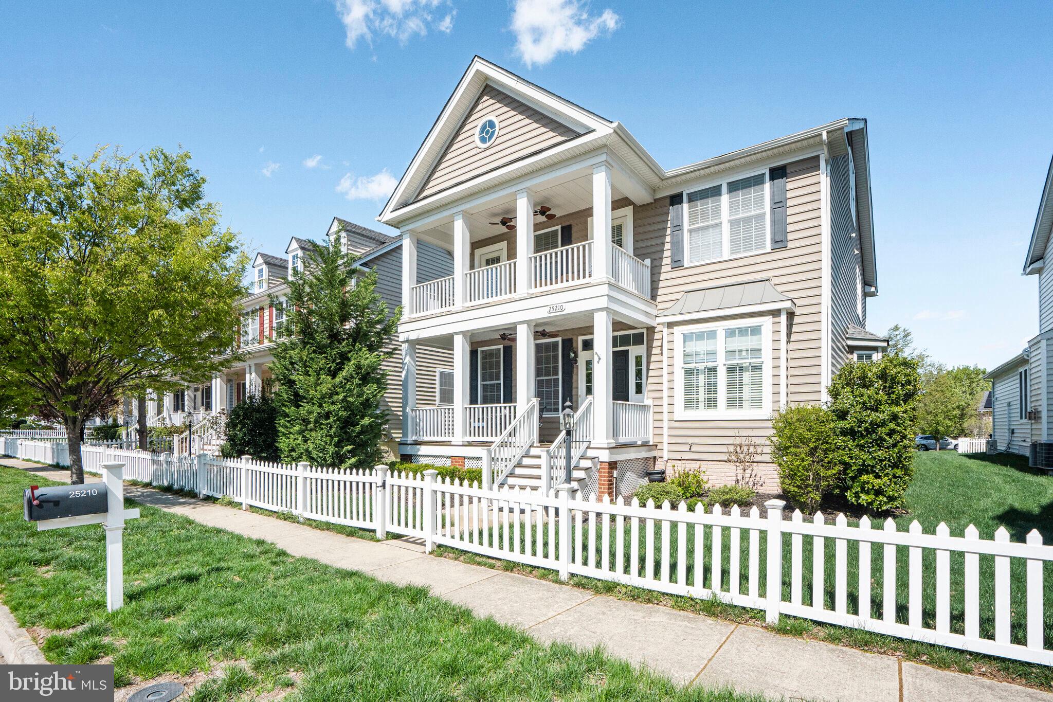 SOUTH RIDING - Residential