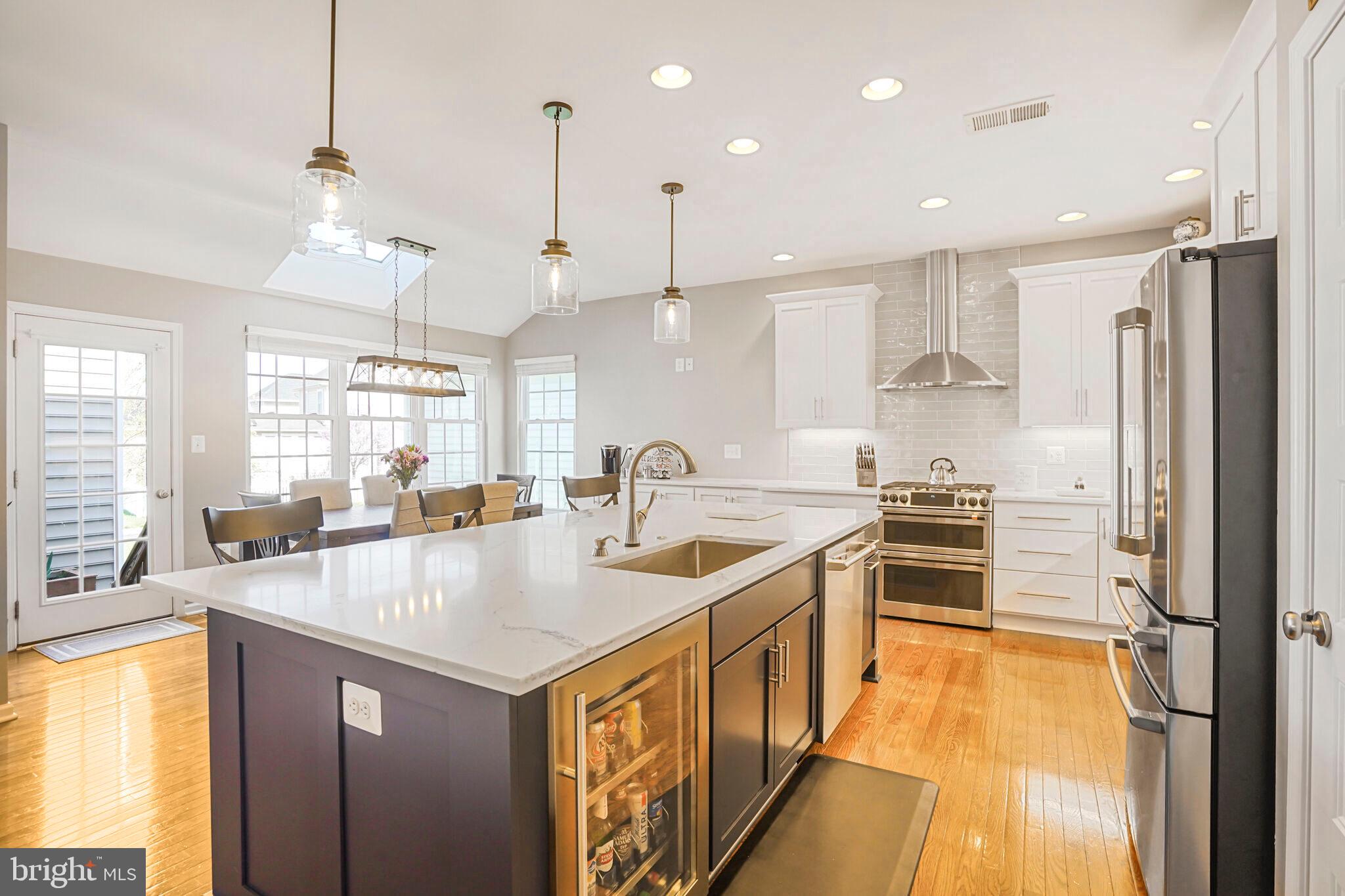 SOUTH RIDING - Residential