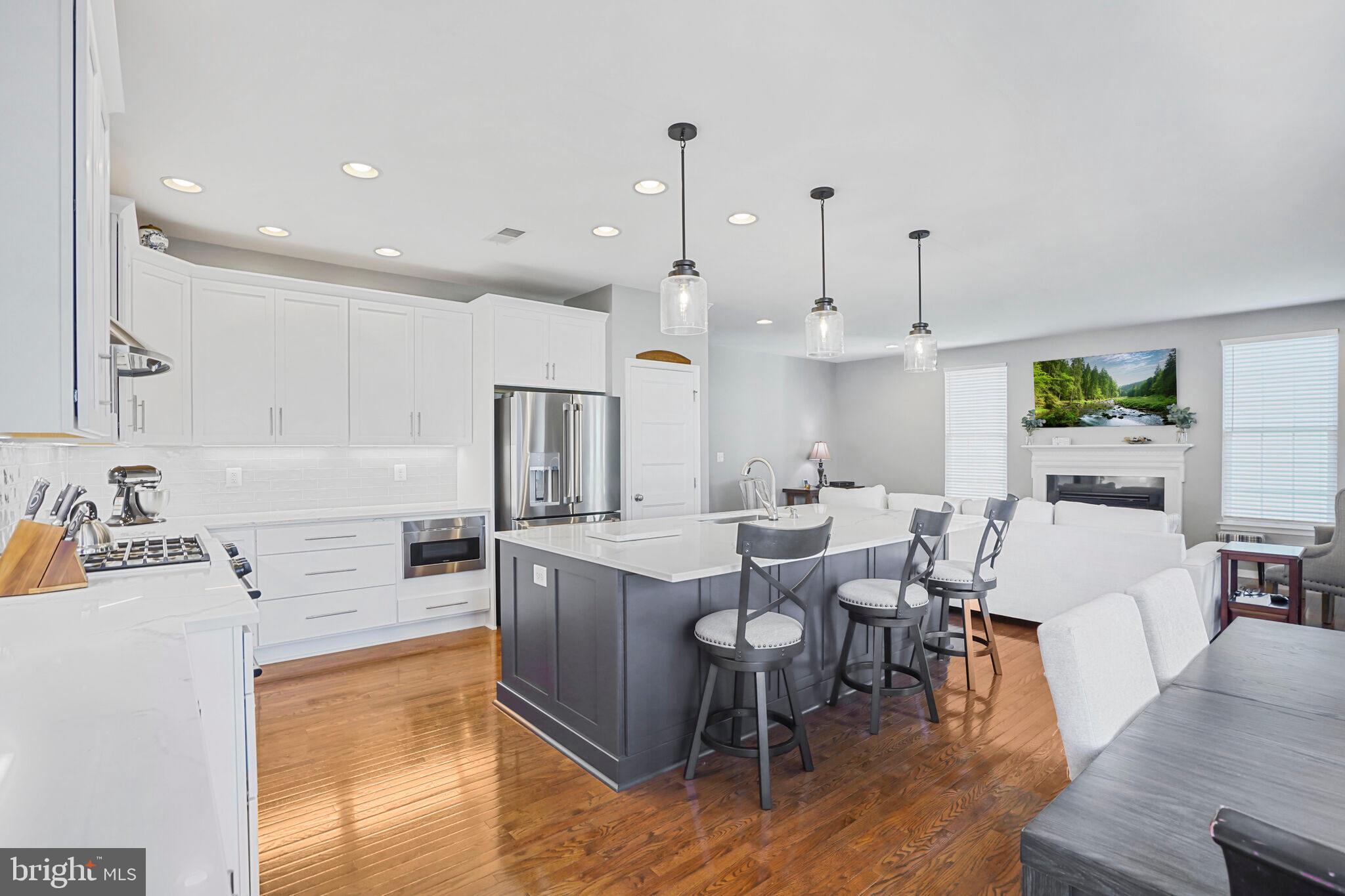 SOUTH RIDING - Residential