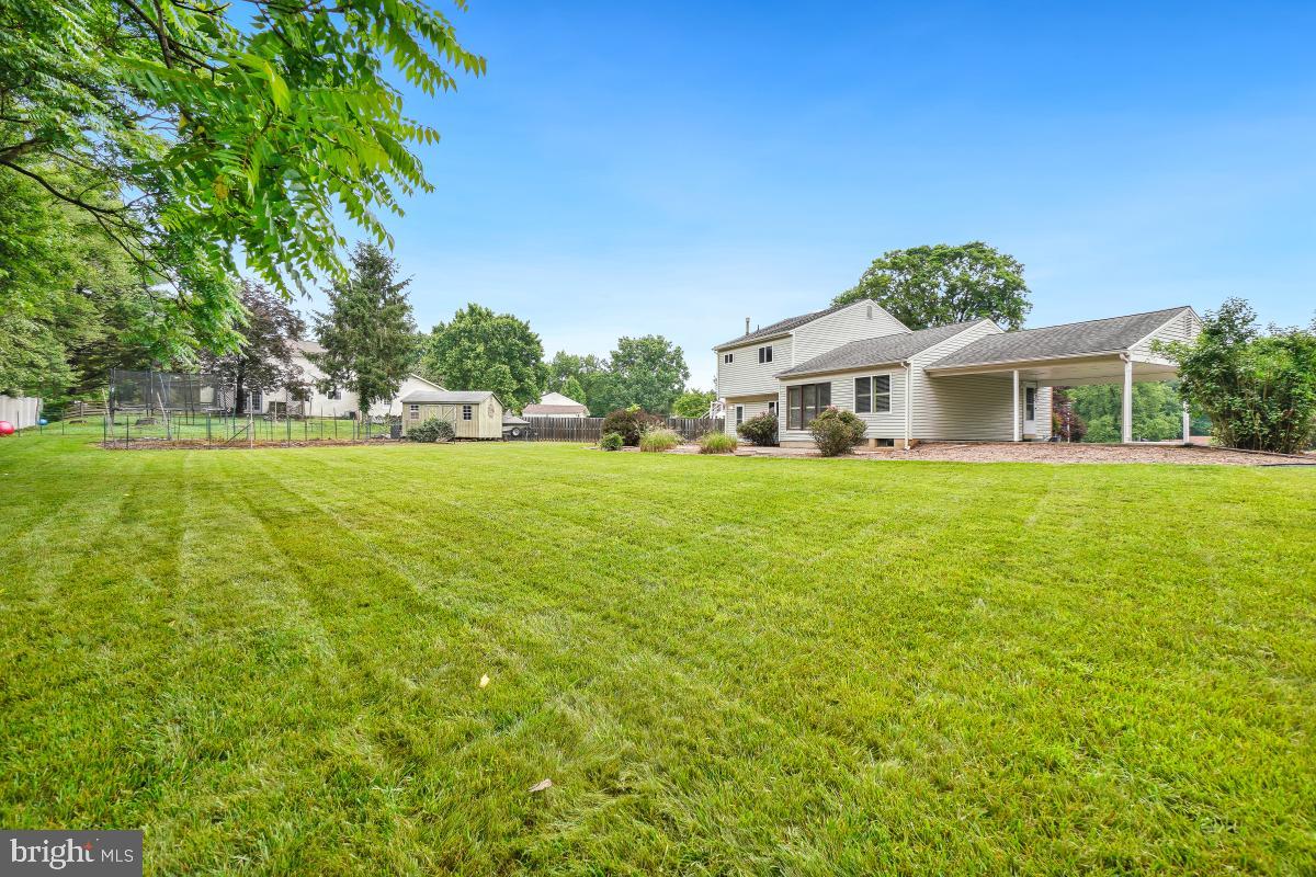 13 GELDING COURT