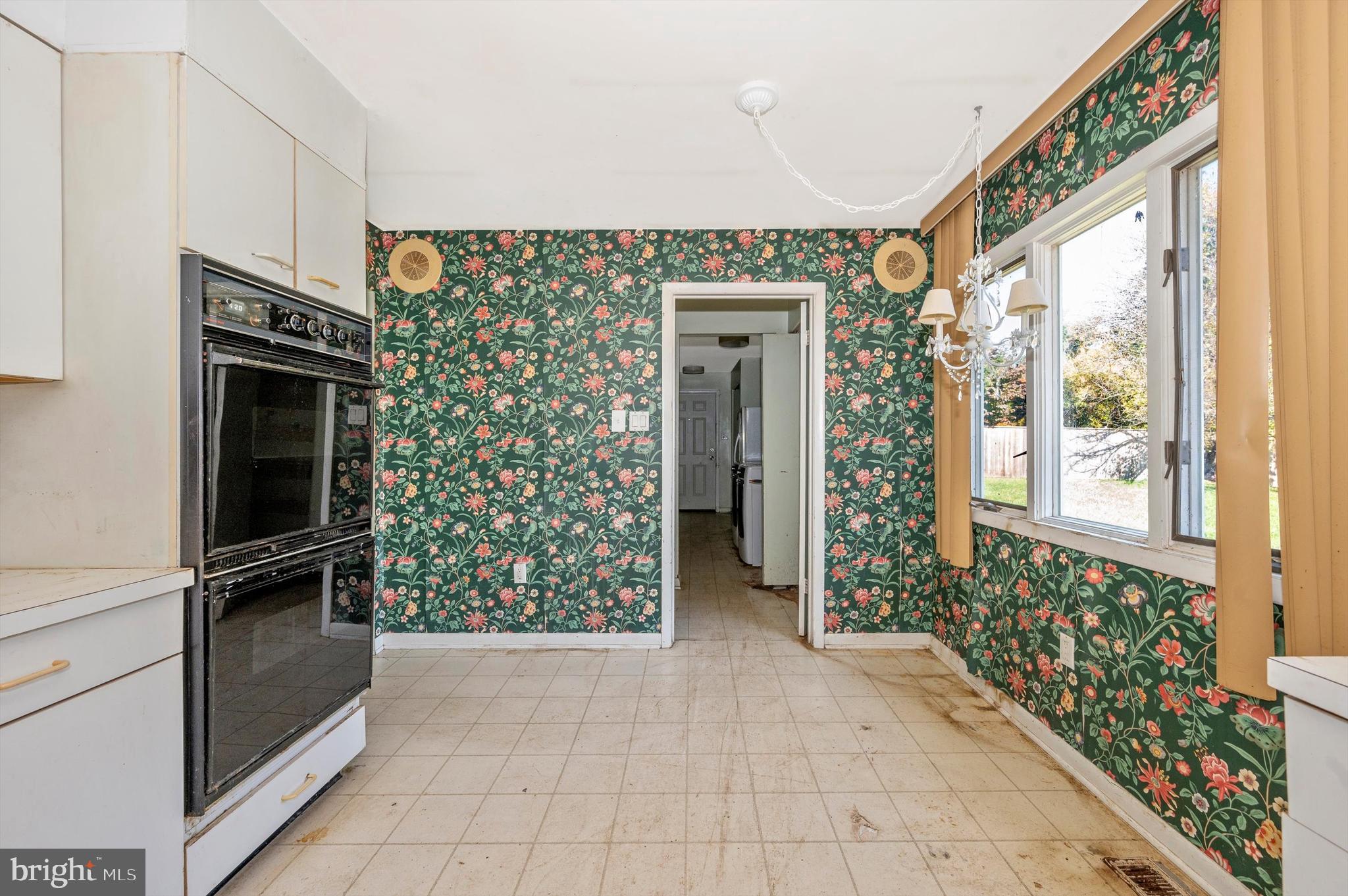 WORTHINGTON - Residential