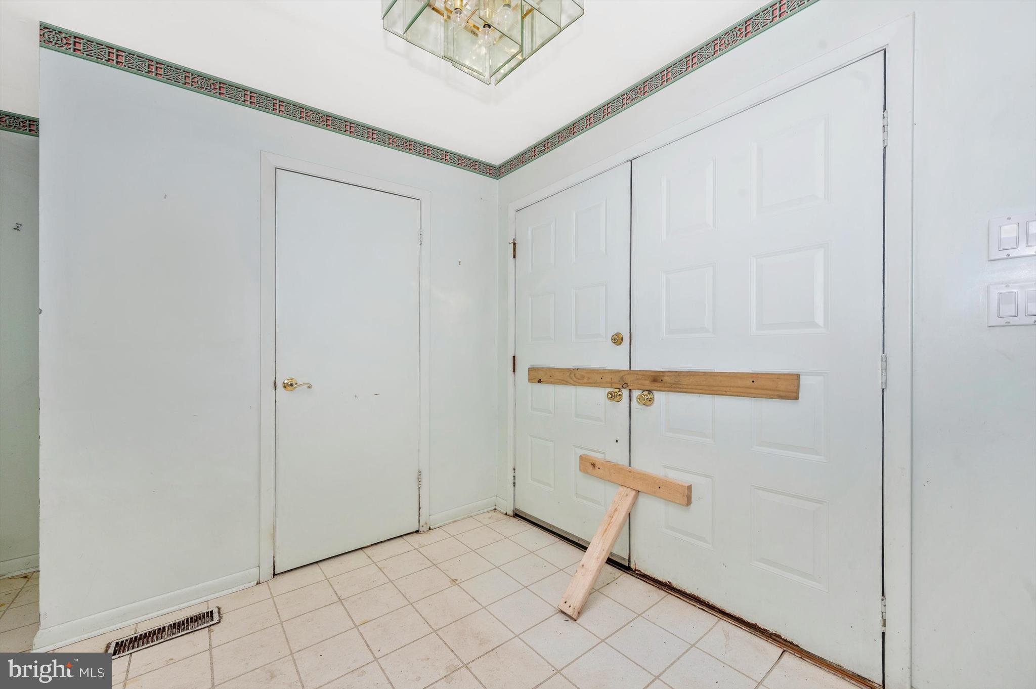 WORTHINGTON - Residential