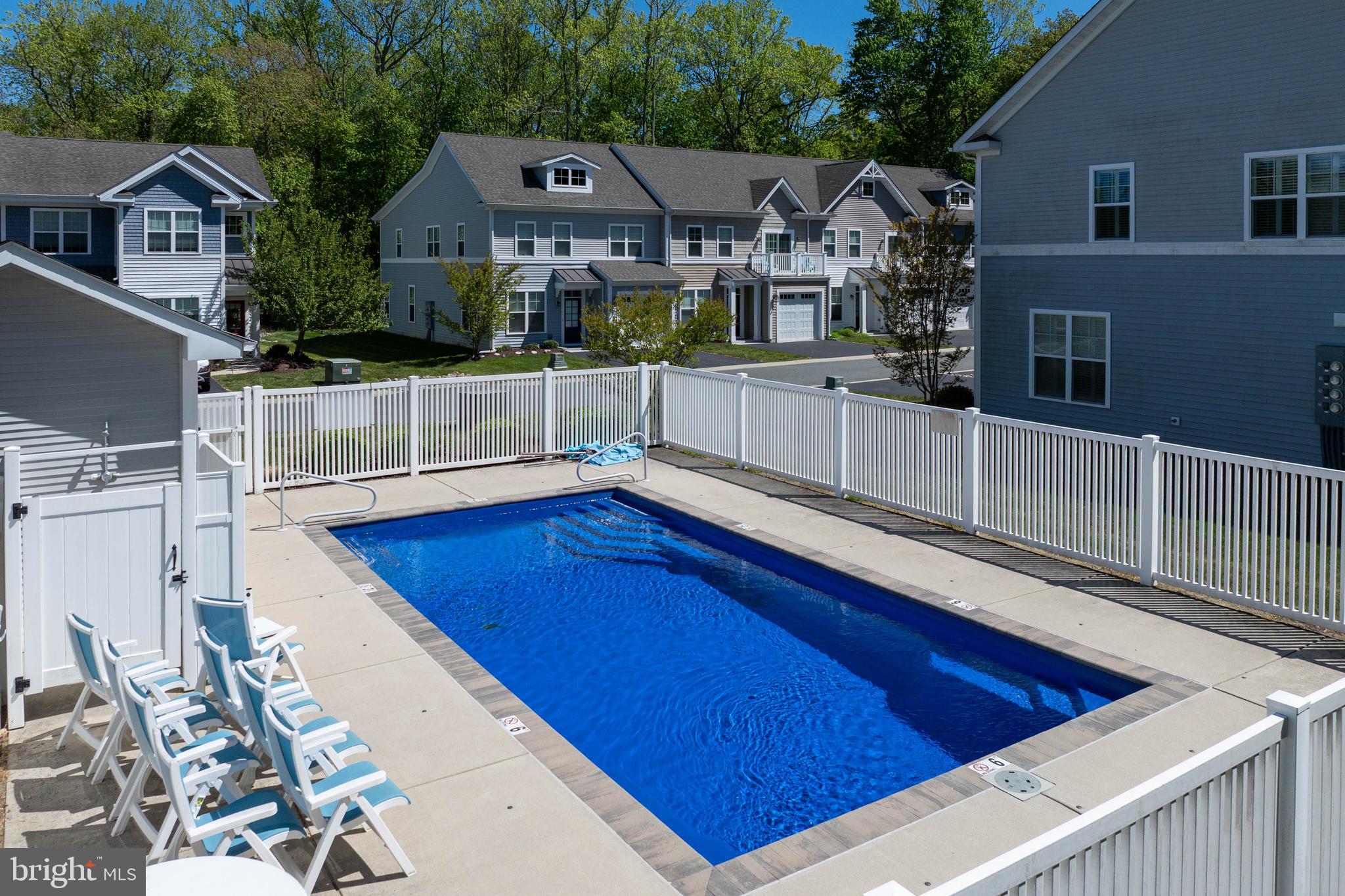 TIDEWATERS - Residential