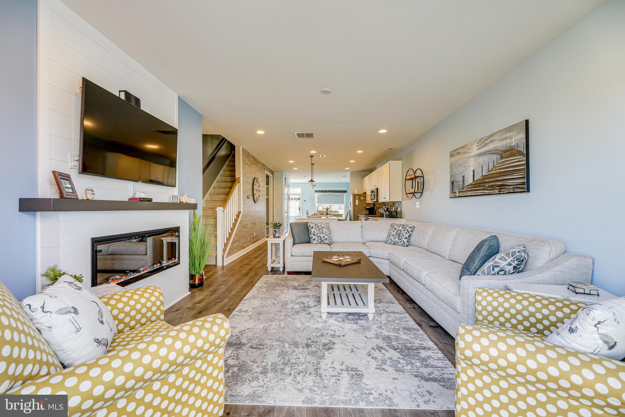 TIDEWATERS - Residential