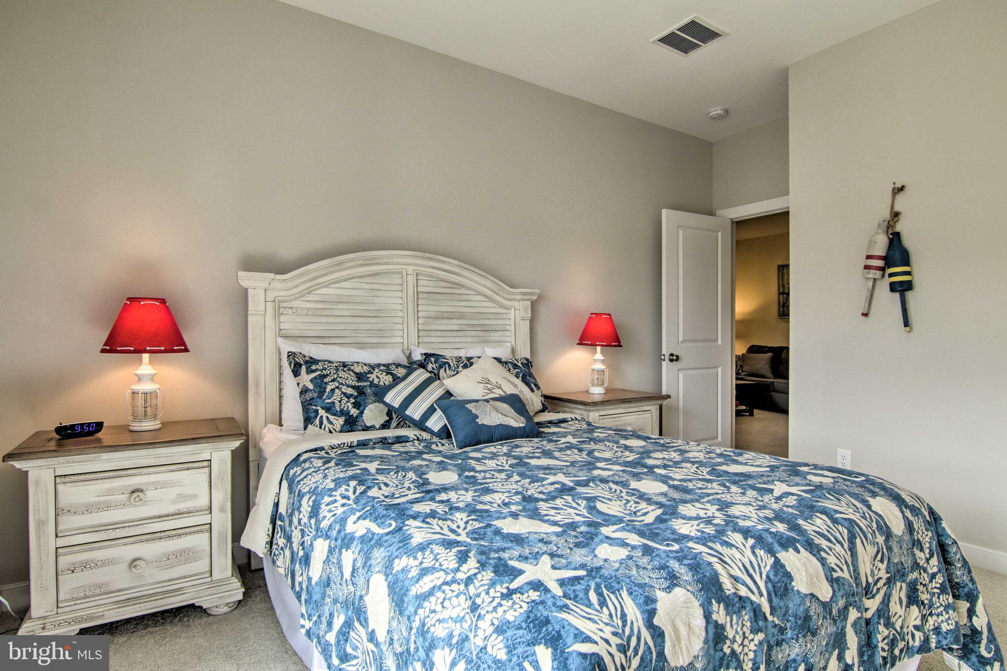 TIDEWATERS - Residential